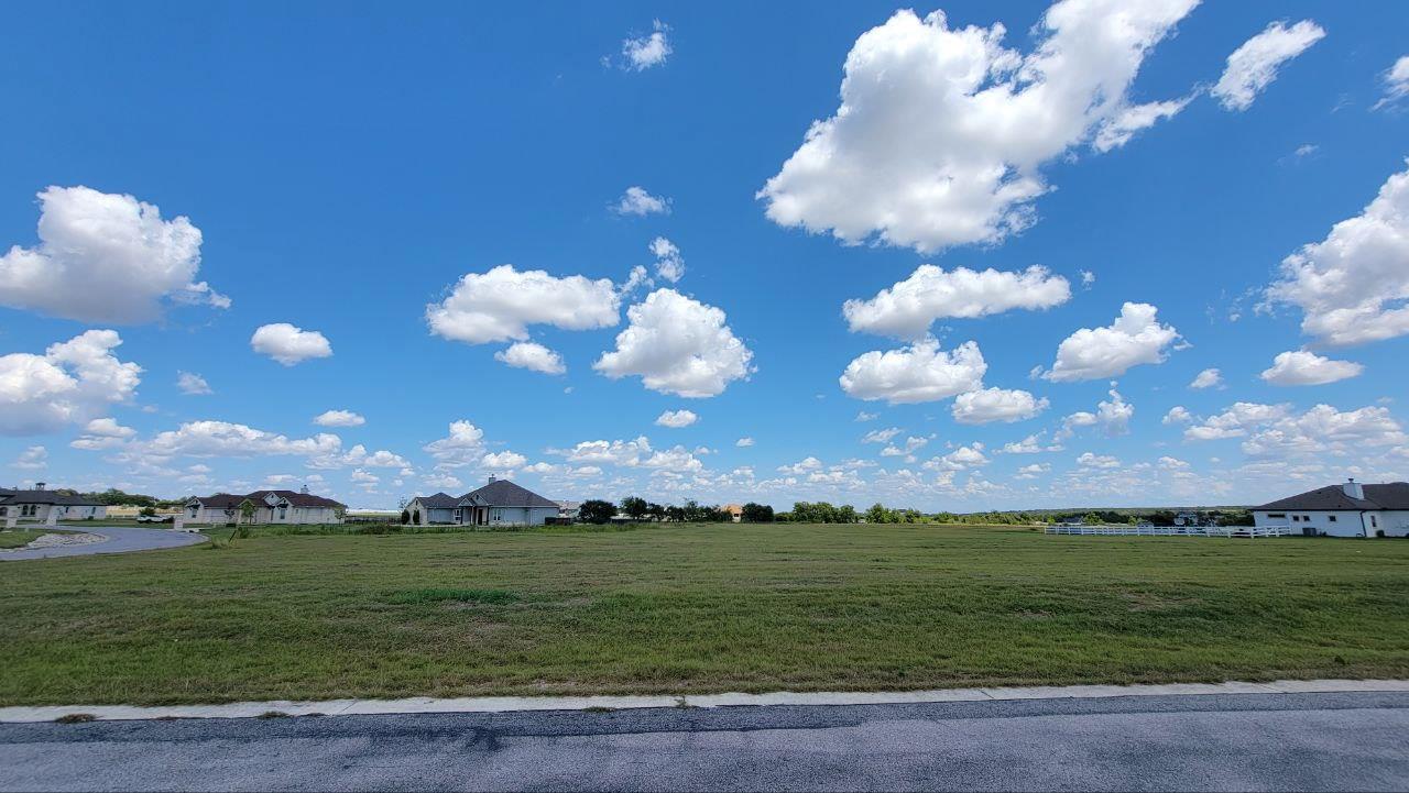 100 Twin Creekview Ln, Georgetown, TX 78626