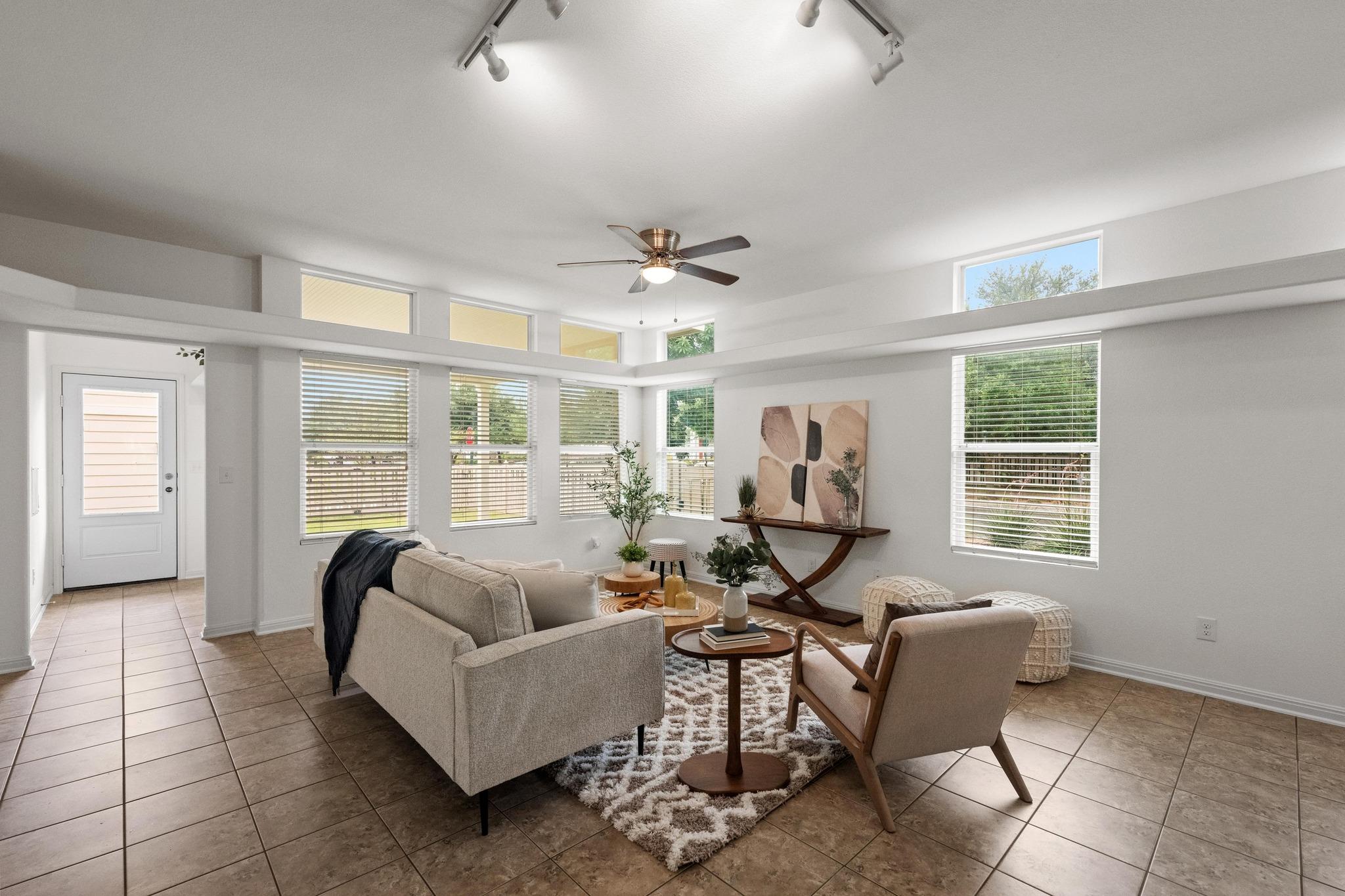 1267 Sanders, Kyle, TX 78640