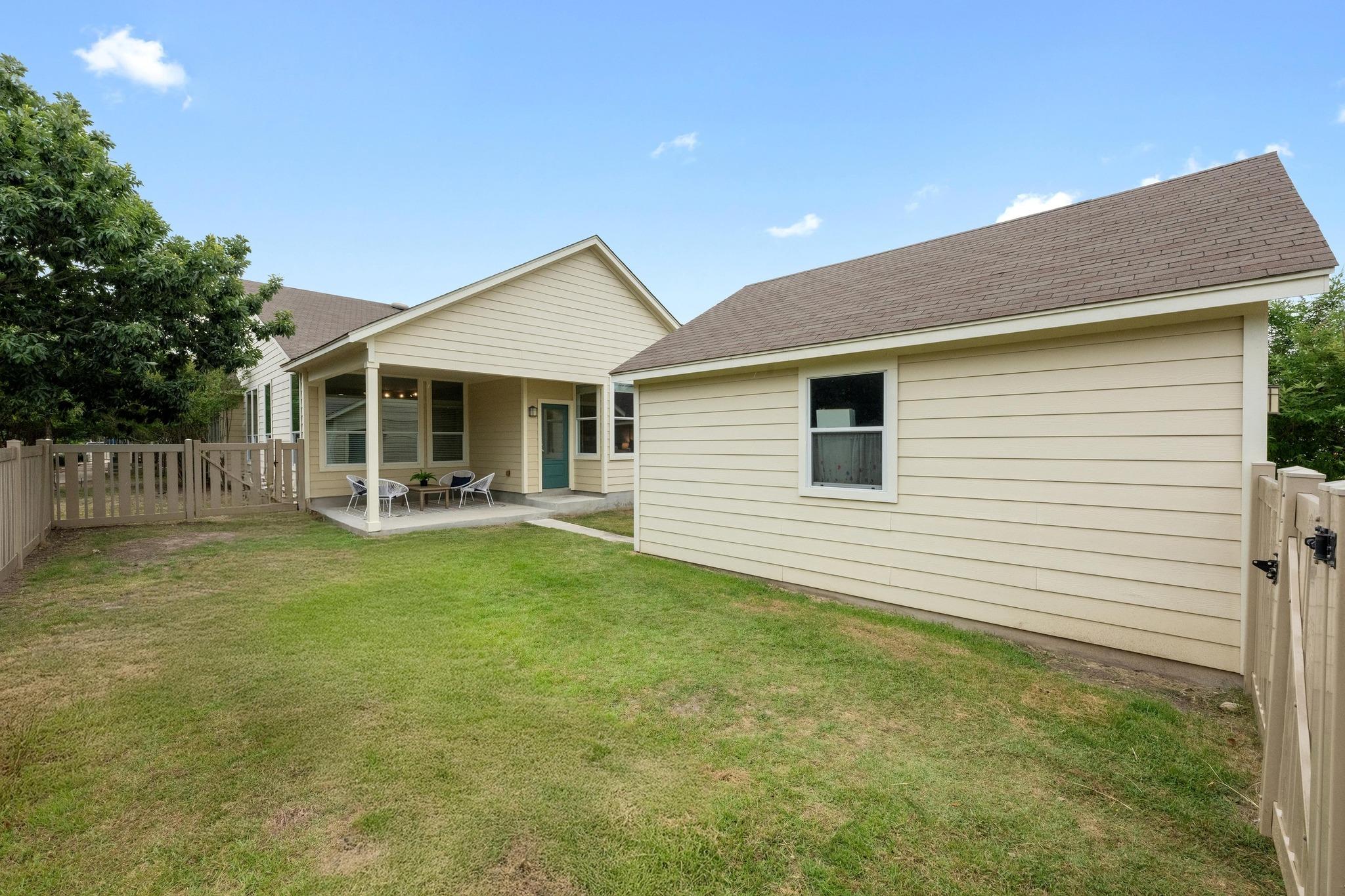 1267 Sanders, Kyle, TX 78640