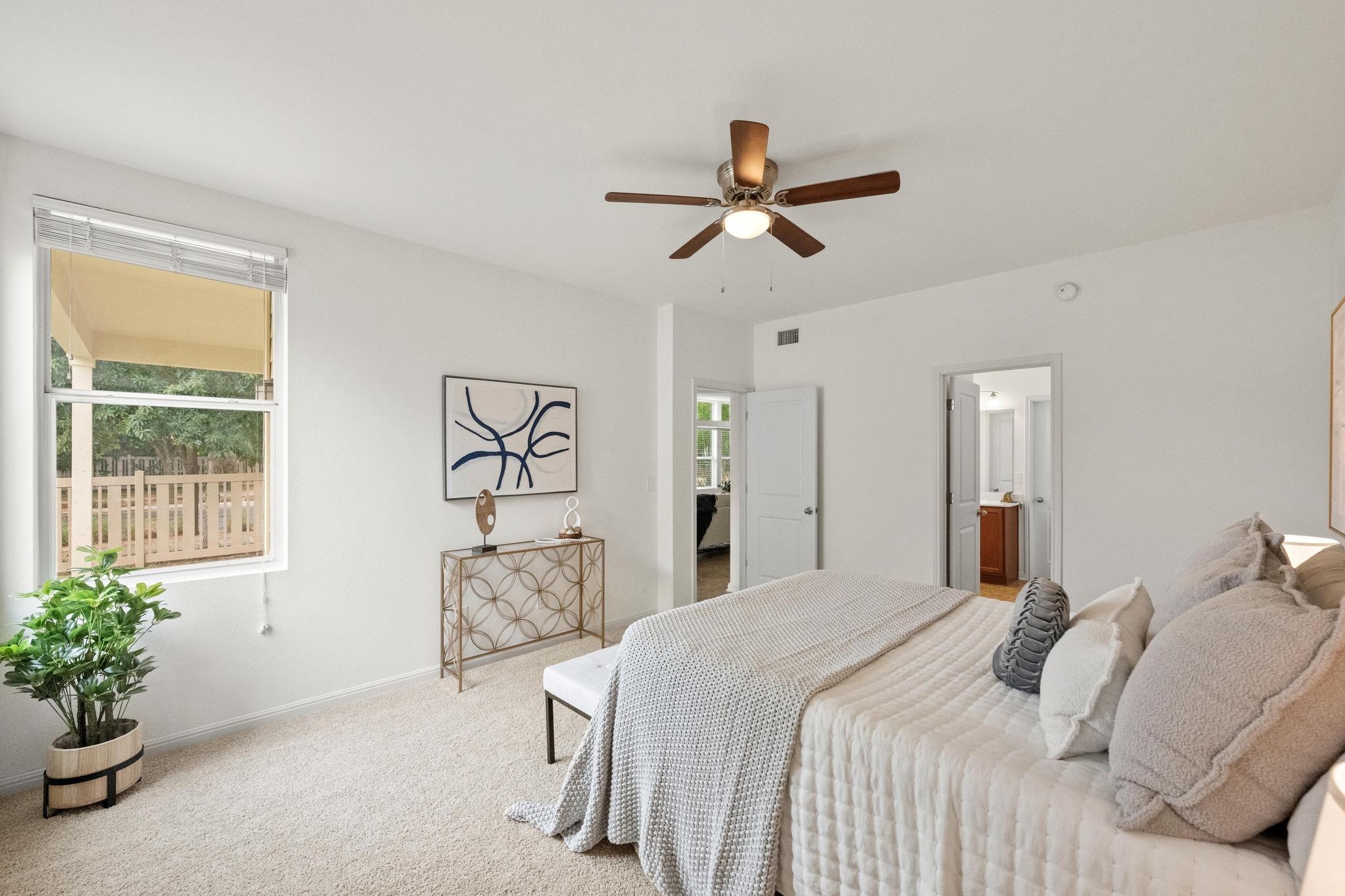 1267 Sanders, Kyle, TX 78640