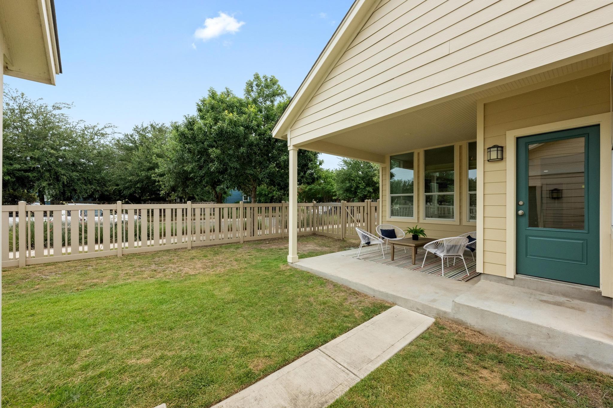 1267 Sanders, Kyle, TX 78640