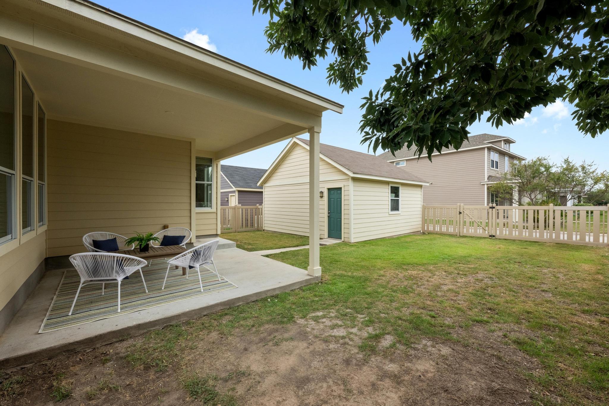 1267 Sanders, Kyle, TX 78640