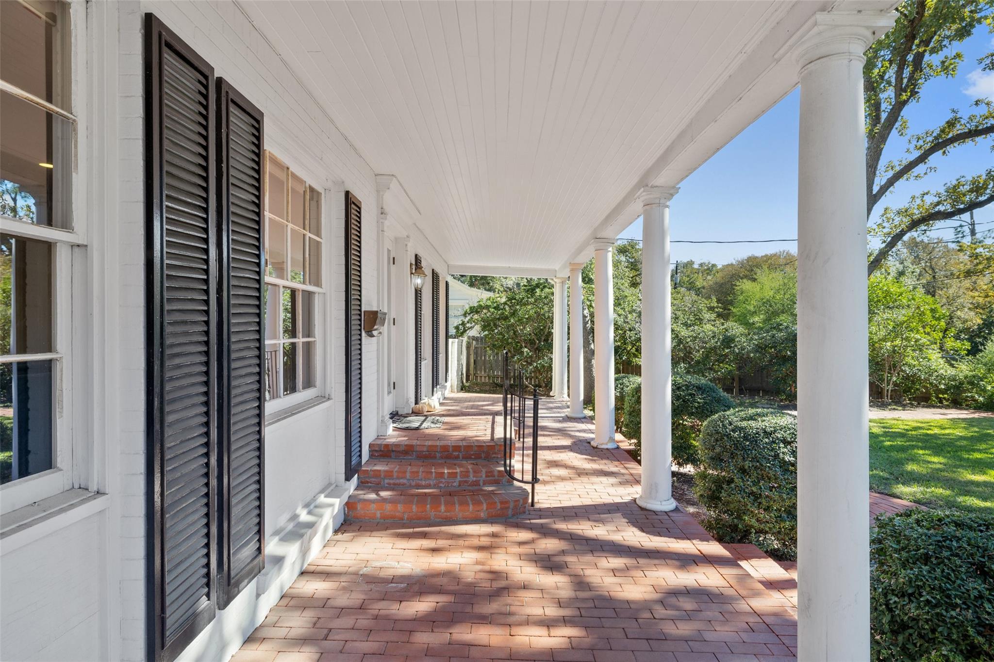 2612 Bridle Path, Austin, TX 78703