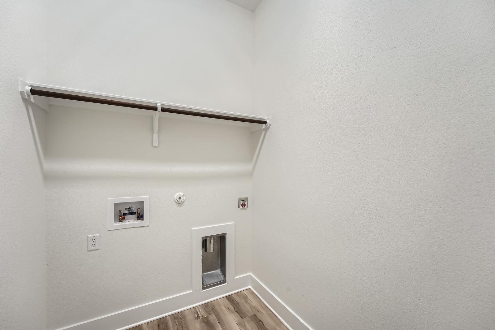 144 Adelton Blvd, Bastrop, TX 78602