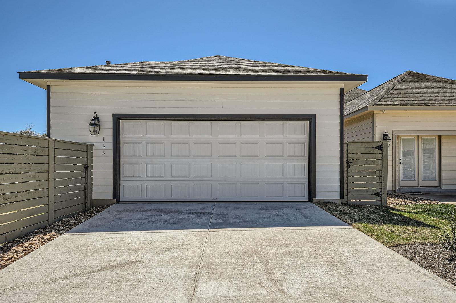 144 Adelton Blvd, Bastrop, TX 78602