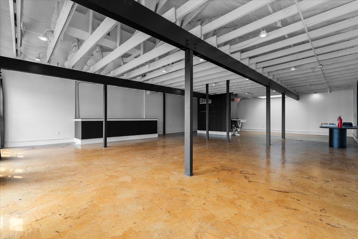 117 East St # 200, Hutto, TX 78634