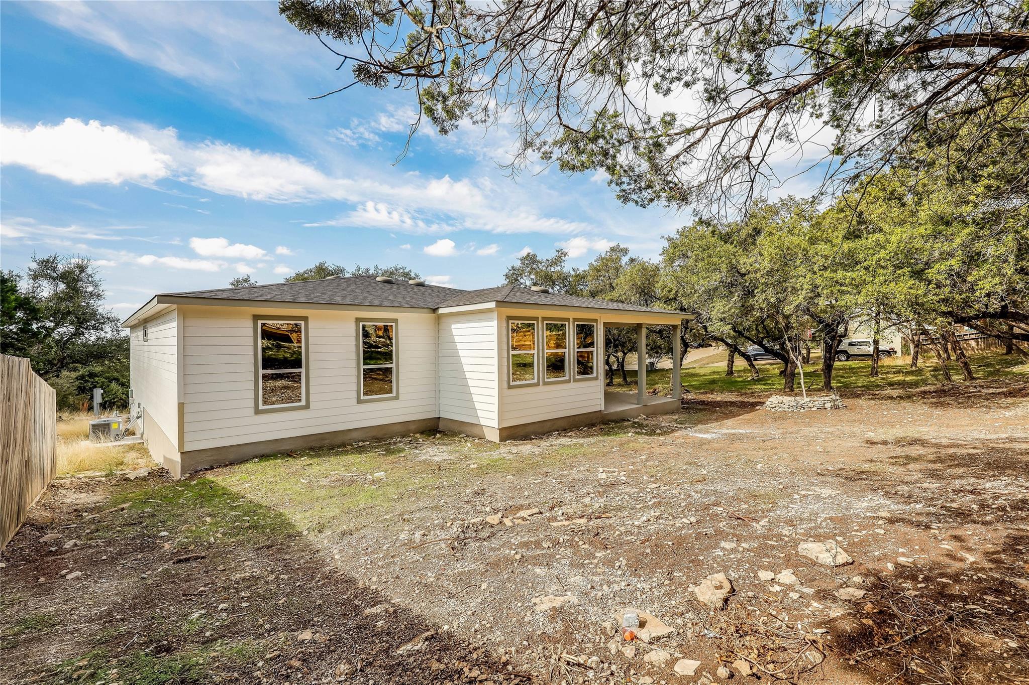21710 Patton Dr, Lago Vista, TX 78645