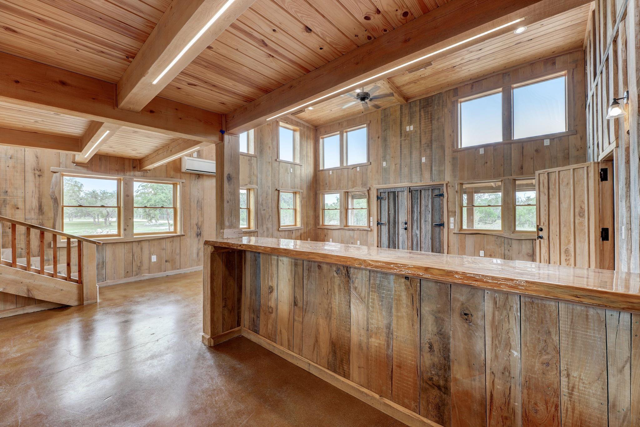 700 Ledgerock Rd, Wimberley, TX 78676