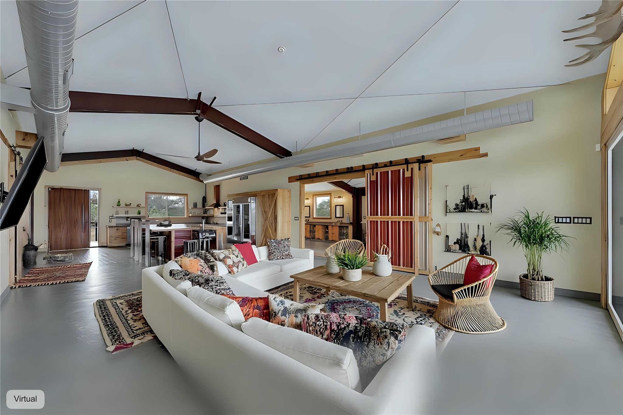 176 Elk Rdg, Canyon Lake, TX 78133