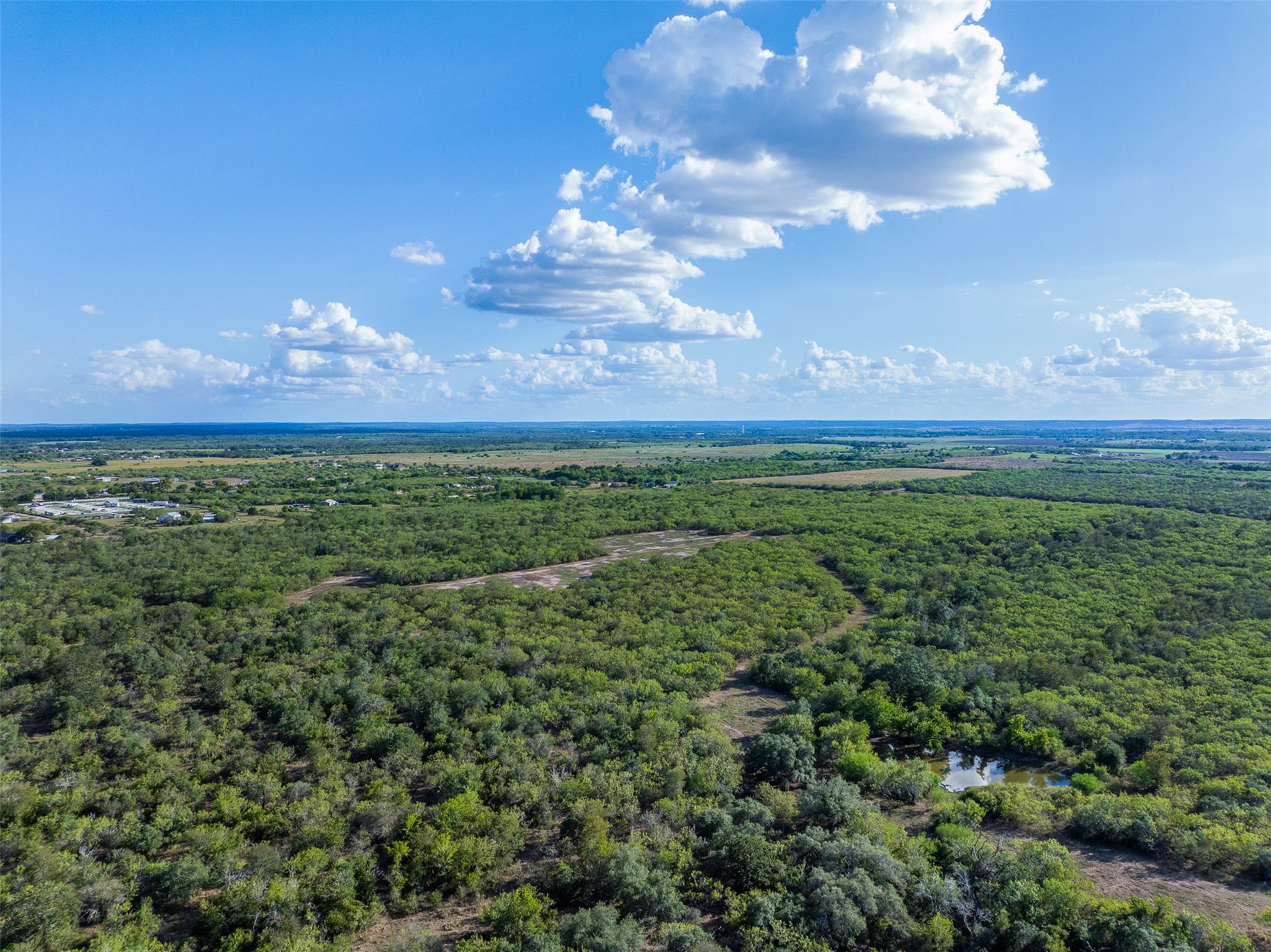 399 Seals Creek Rd, Lockhart, TX 78644