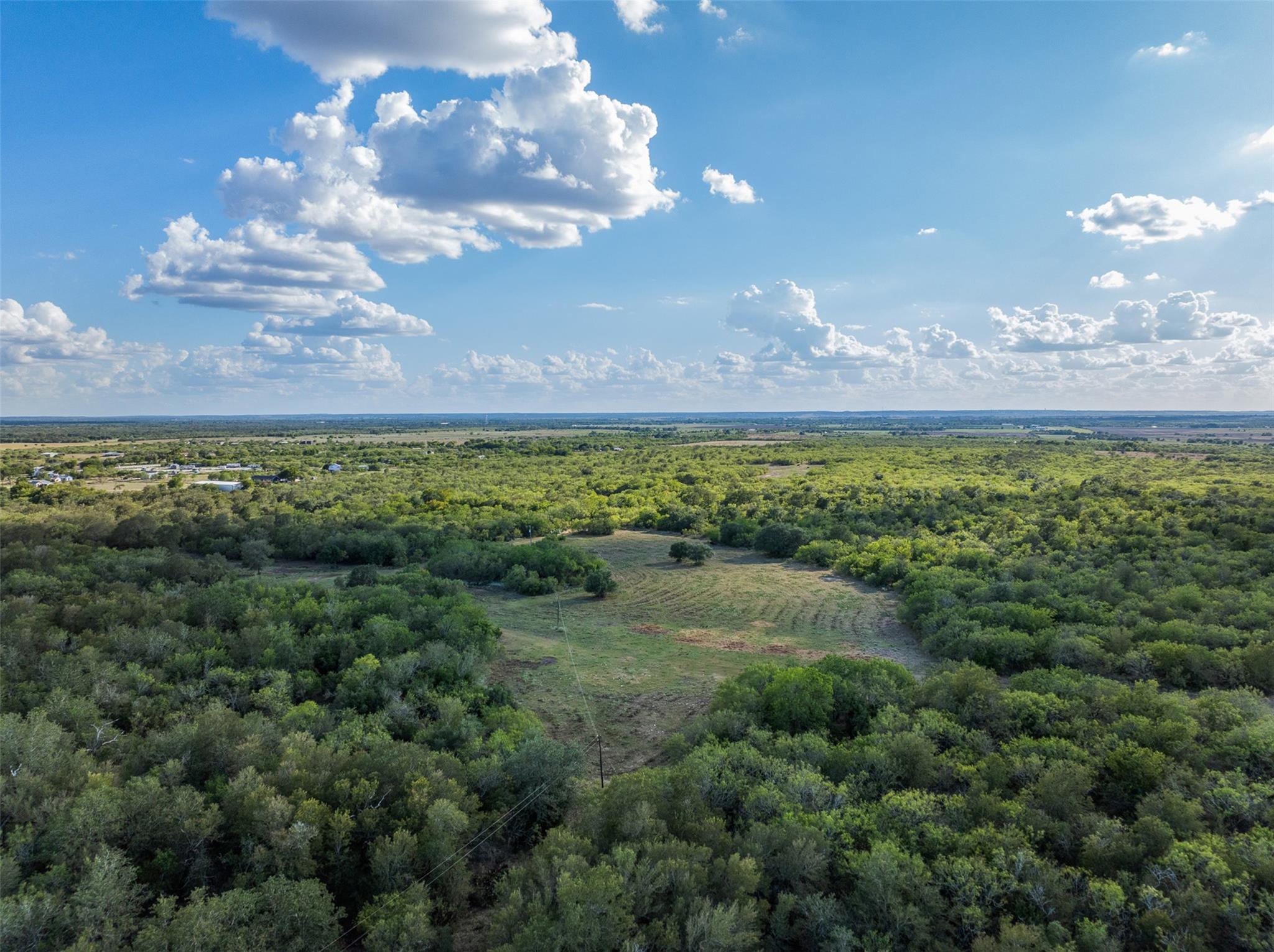 399 Seals Creek Rd, Lockhart, TX 78644