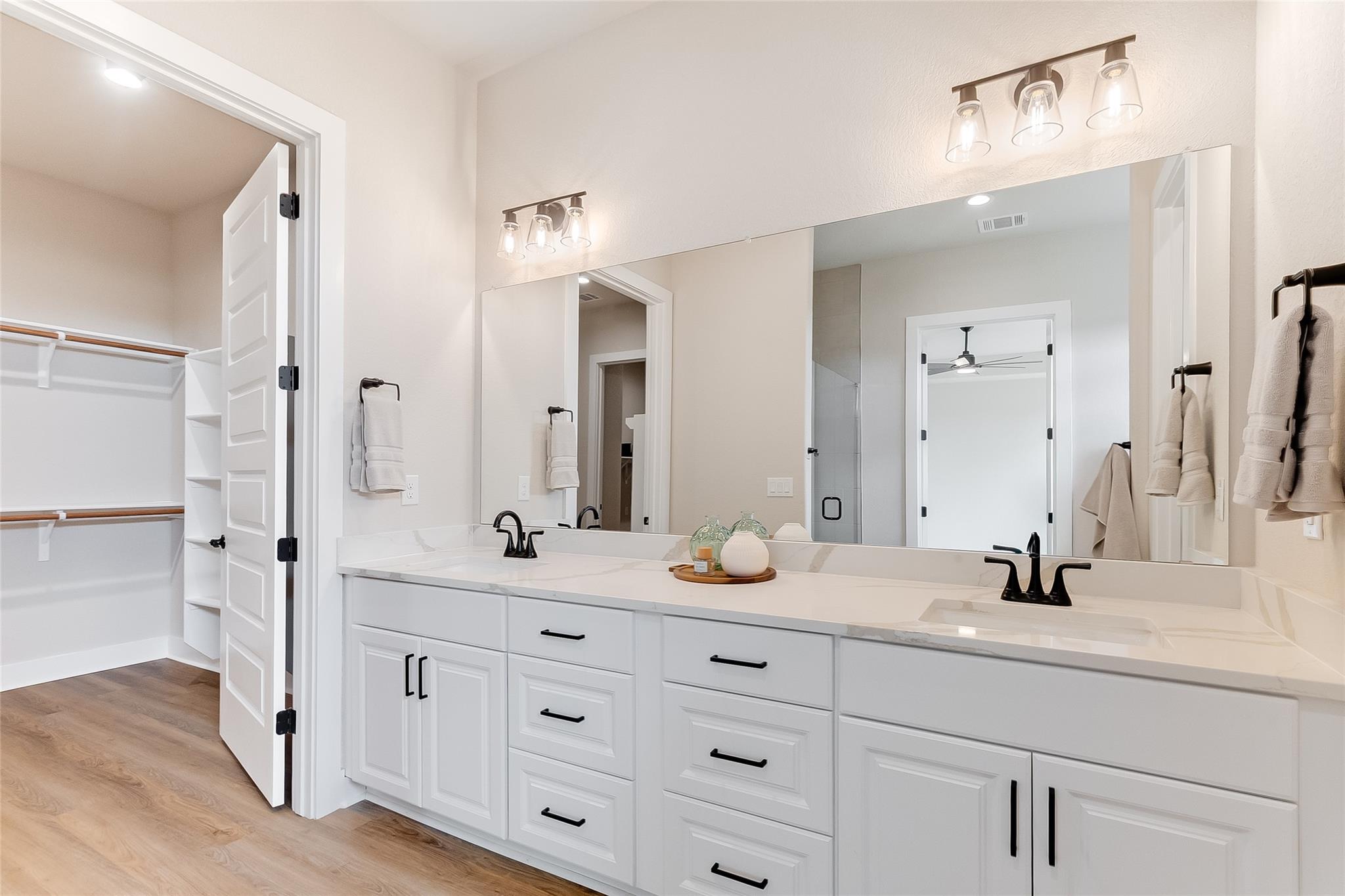 111 Draper Ln, Bertram, TX 78605