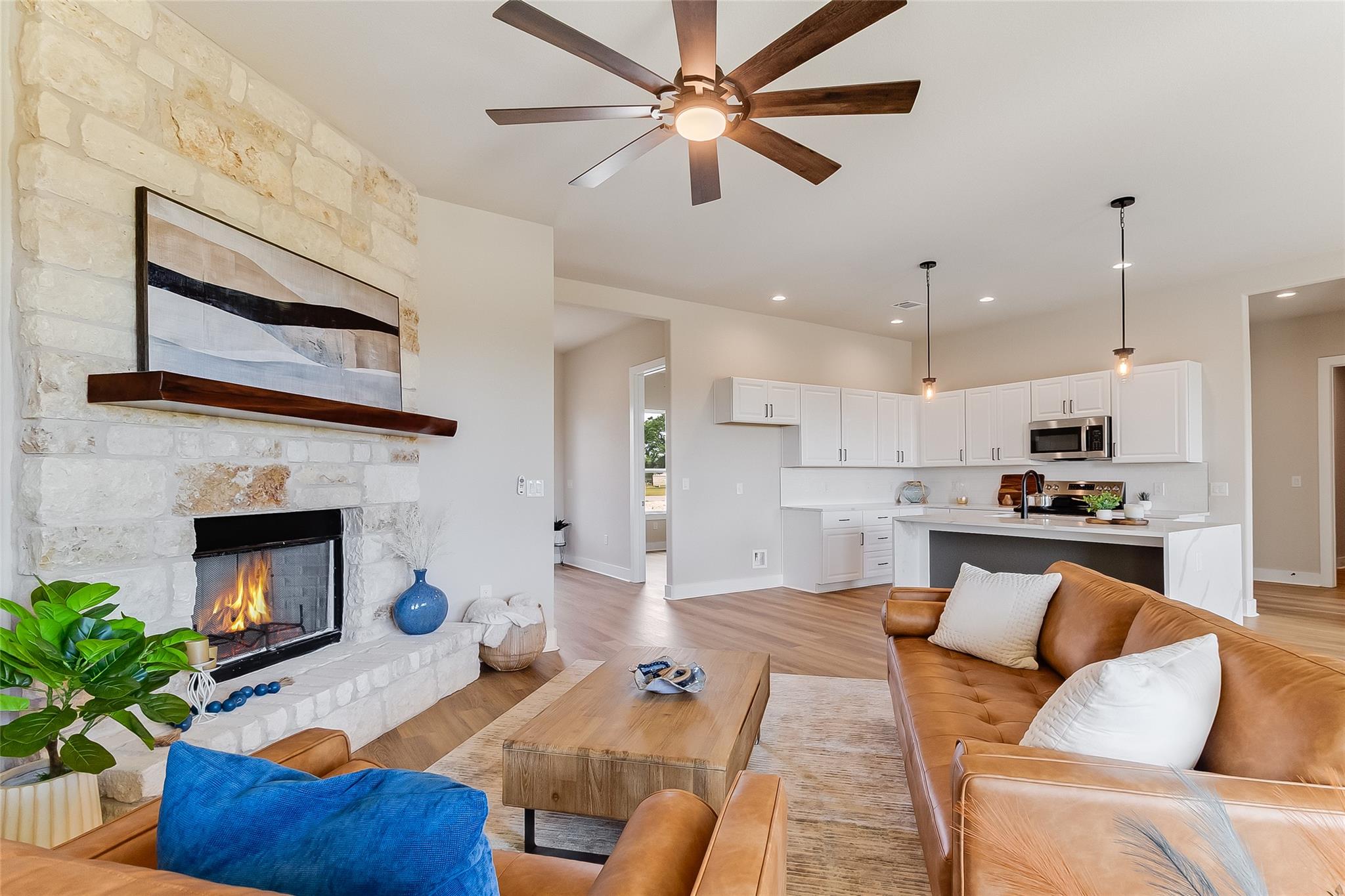 111 Draper Ln, Bertram, TX 78605