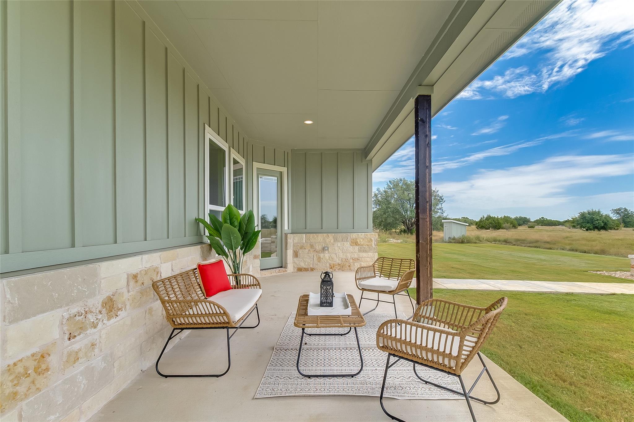 111 Draper Ln, Bertram, TX 78605