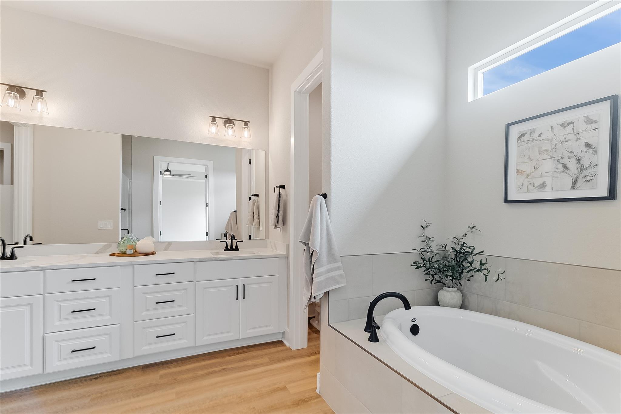 111 Draper Ln, Bertram, TX 78605