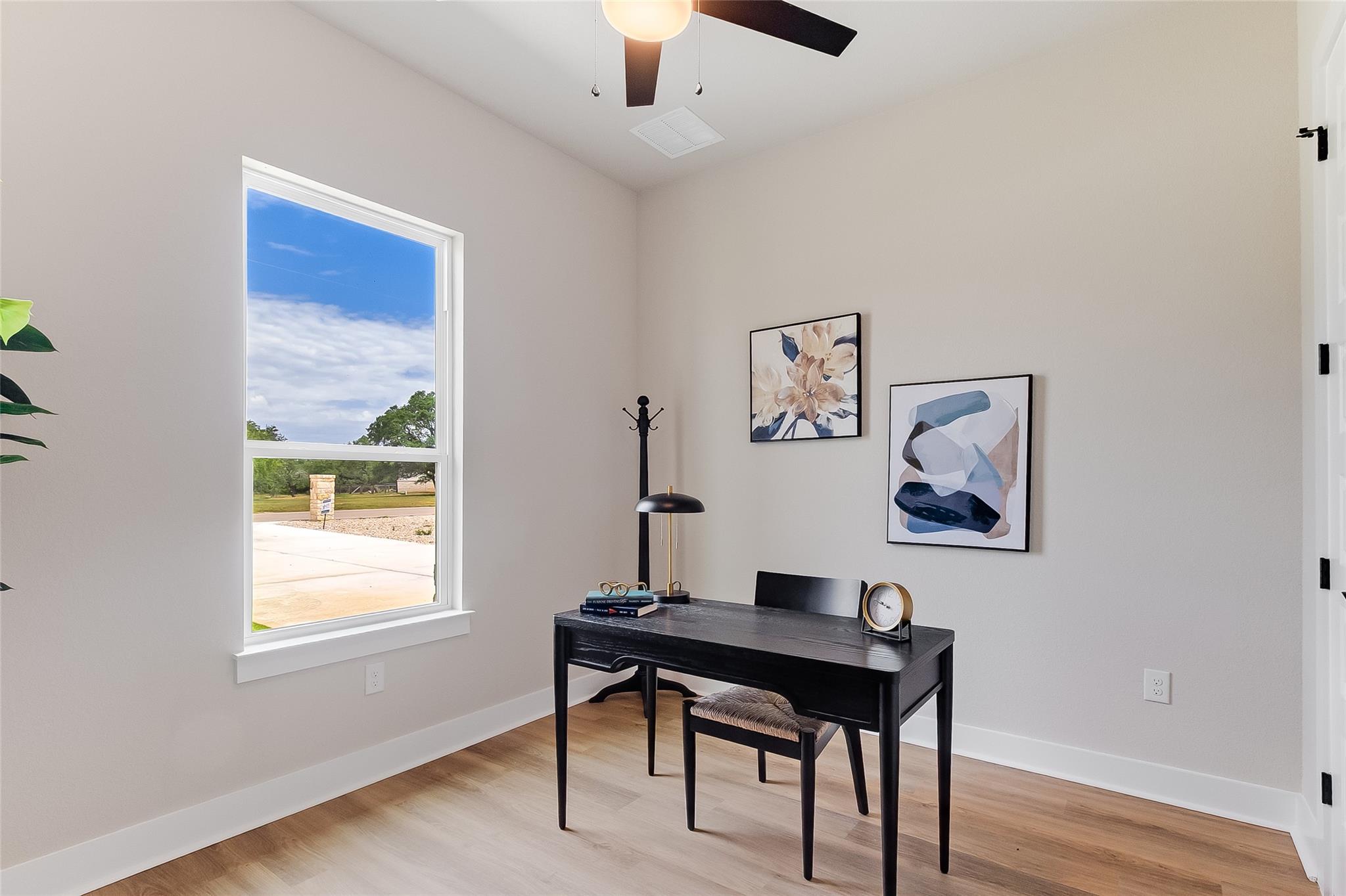 111 Draper Ln, Bertram, TX 78605