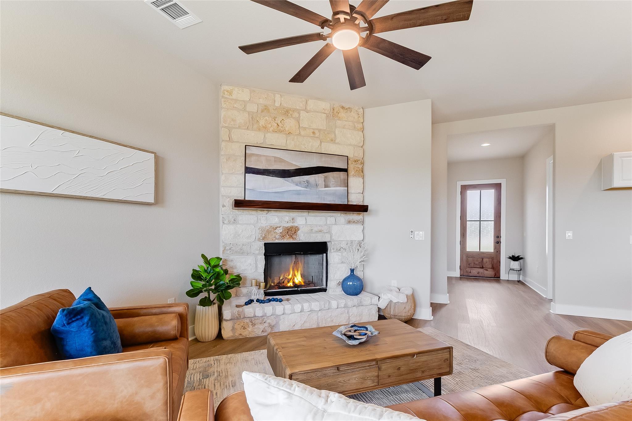 111 Draper Ln, Bertram, TX 78605