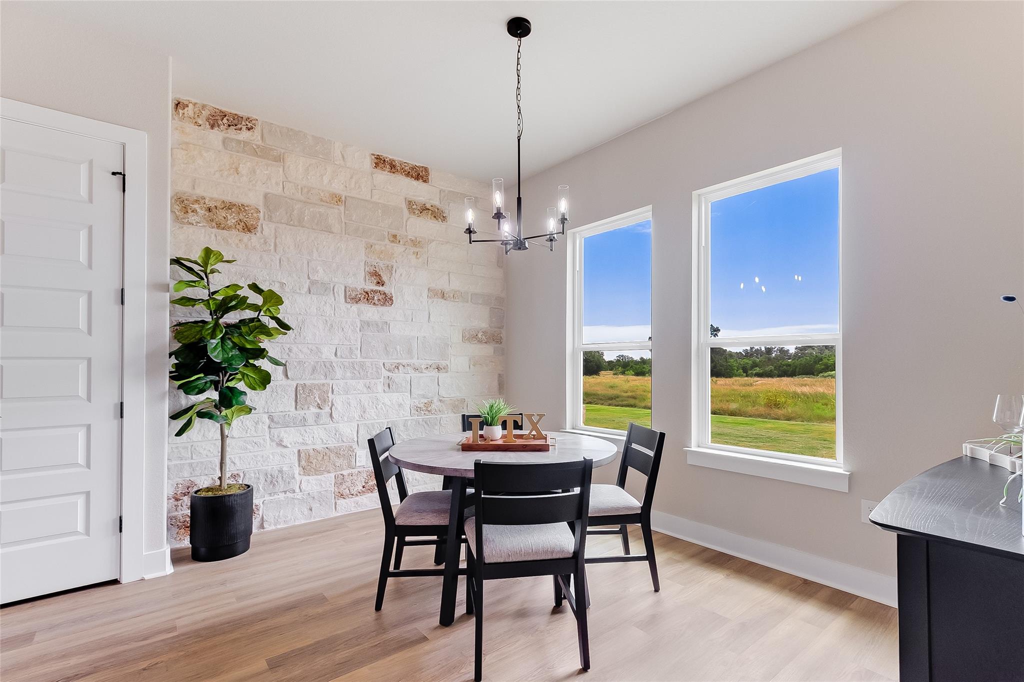 111 Draper Ln, Bertram, TX 78605