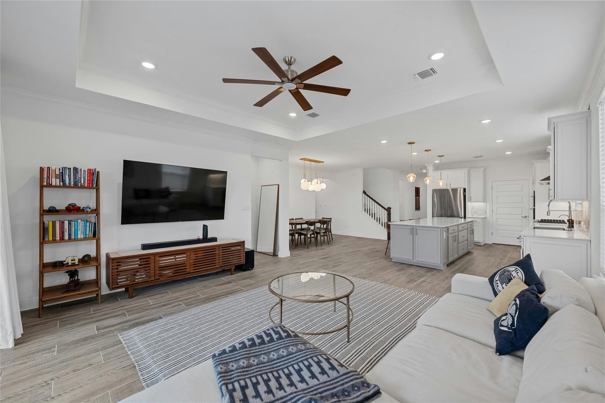 315 Climbing Rock Loop, Dripping Springs, TX 78620