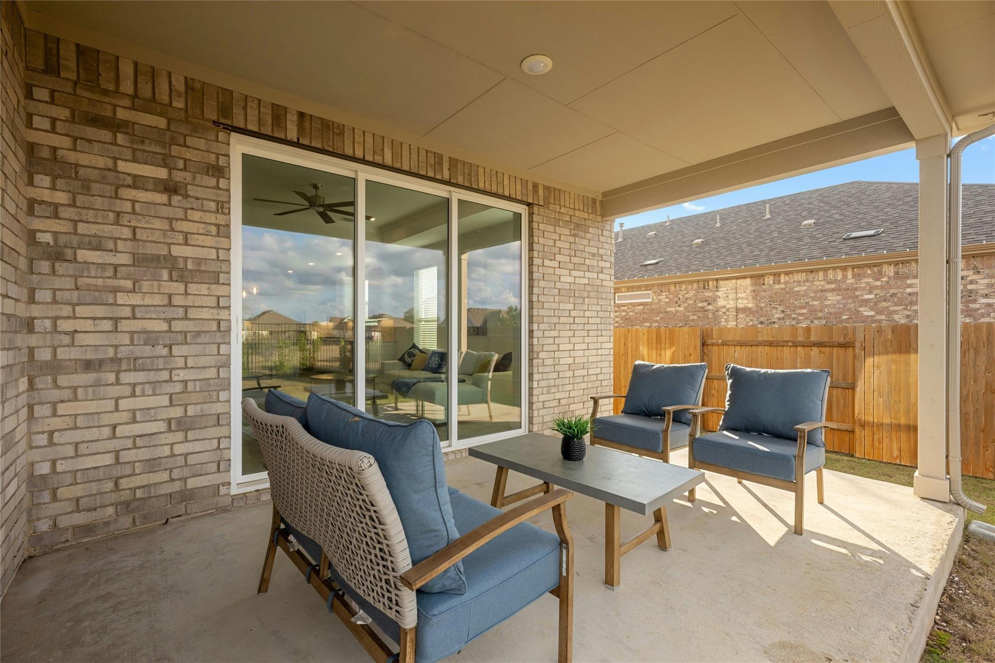 315 Climbing Rock Loop, Dripping Springs, TX 78620