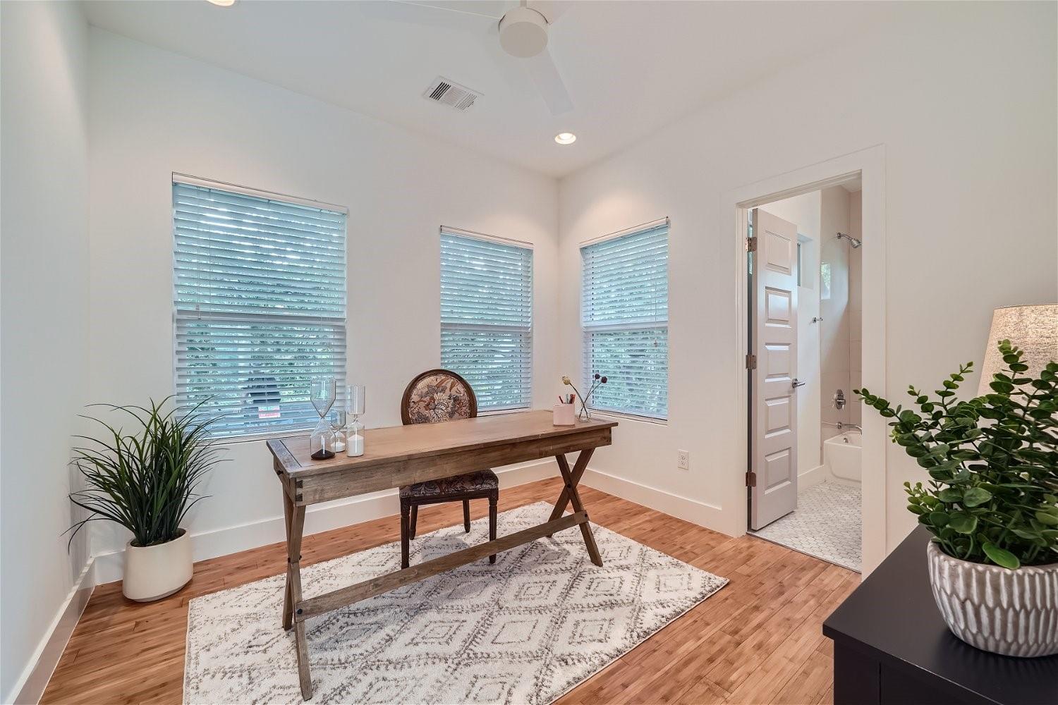 6002 Camino Real Rd, Austin, TX 78757