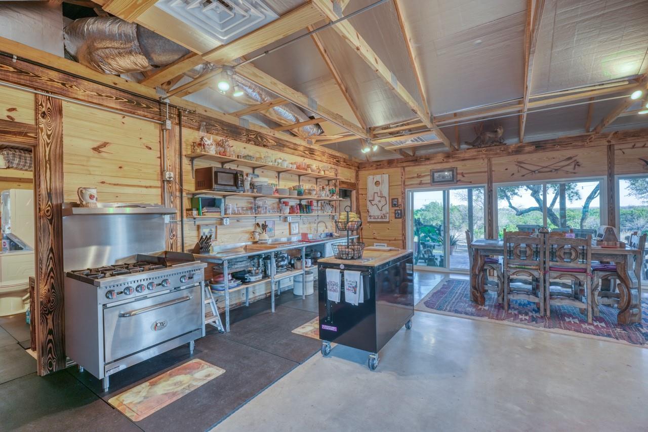 1261 Park Road, Lampasas, TX 76550