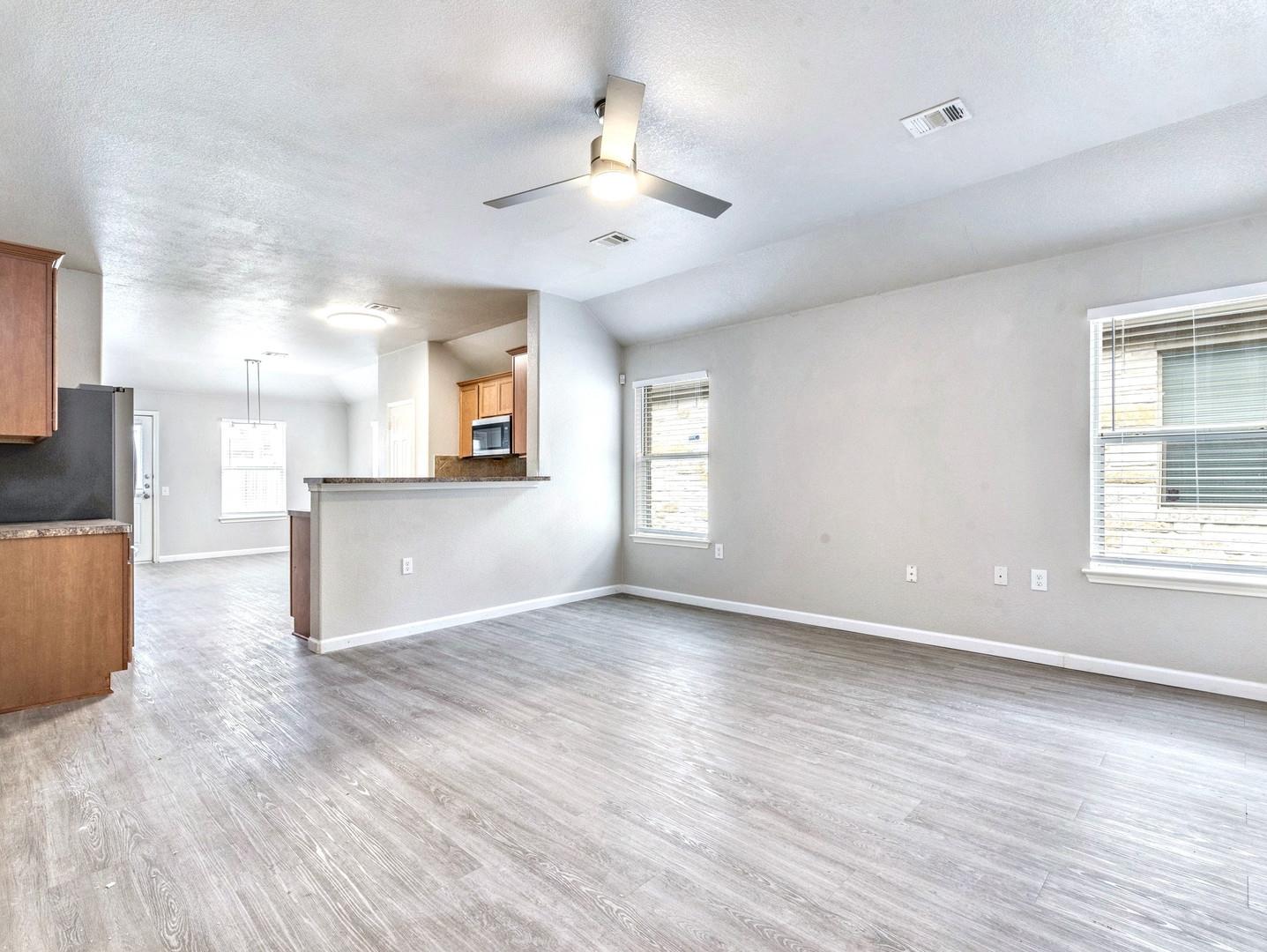5932 Abby Ann Ln, Austin, TX 78747