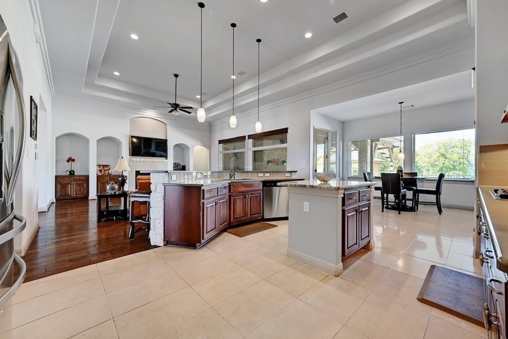 7300 Gilbert Rd, Manor, TX 78653