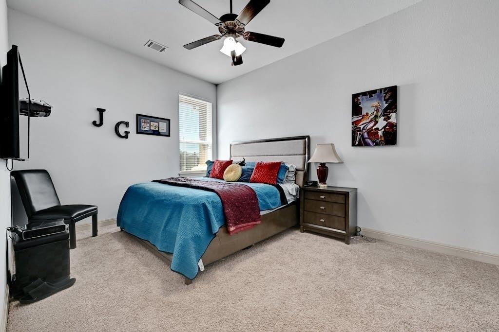 7300 Gilbert Rd, Manor, TX 78653