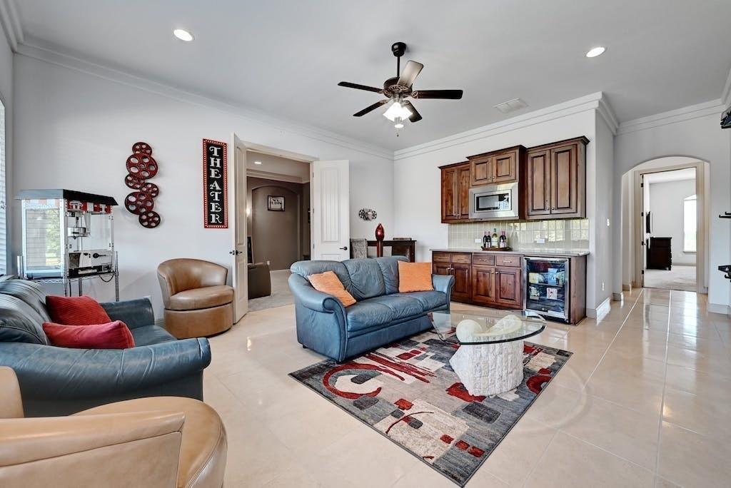 7300 Gilbert Rd, Manor, TX 78653