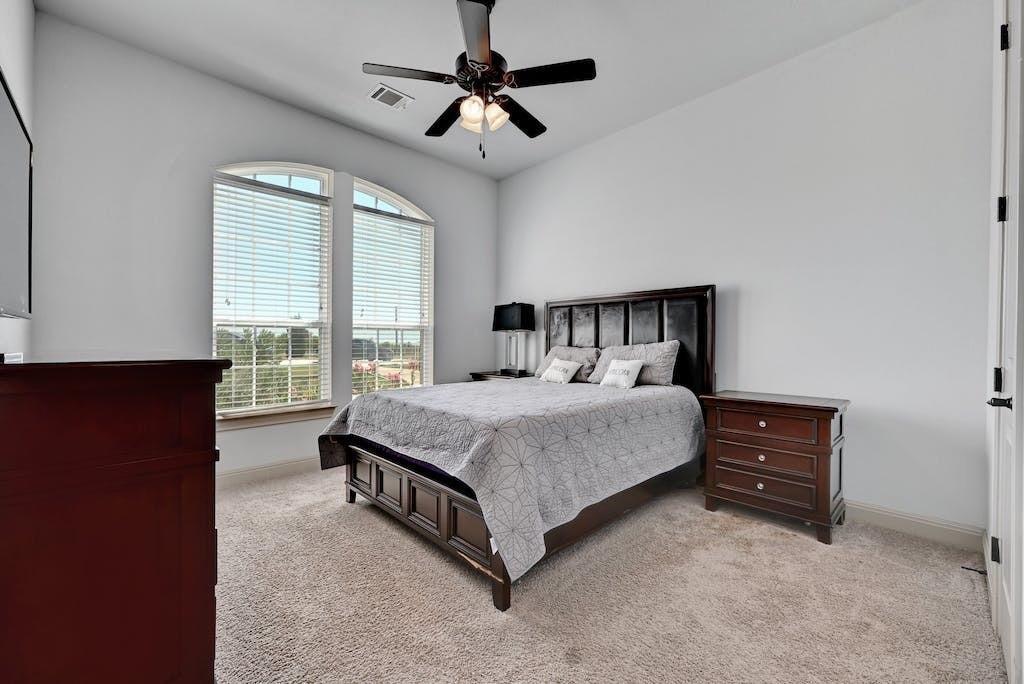 7300 Gilbert Rd, Manor, TX 78653
