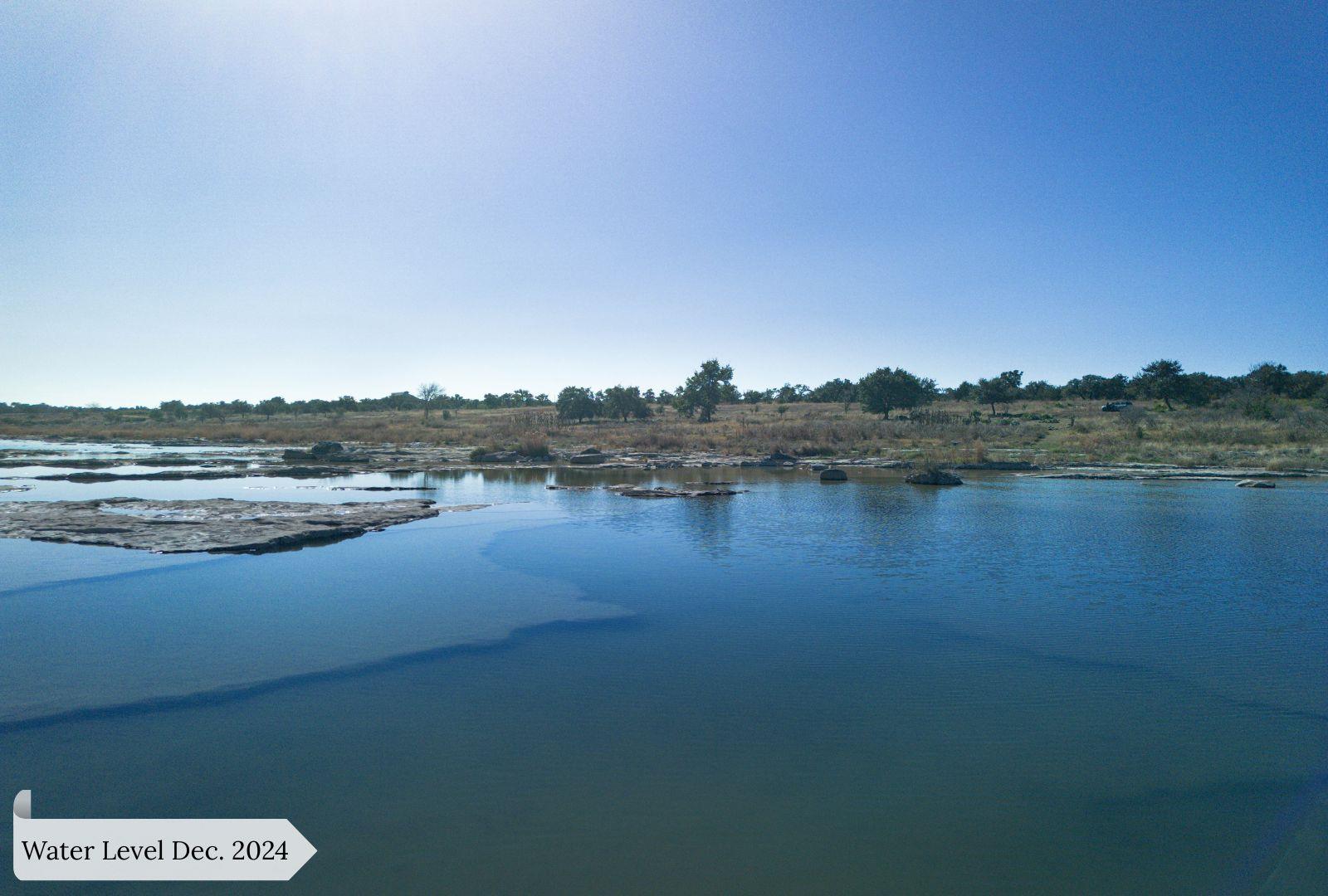 900 Rio Vista Rd, Johnson City, TX 78636