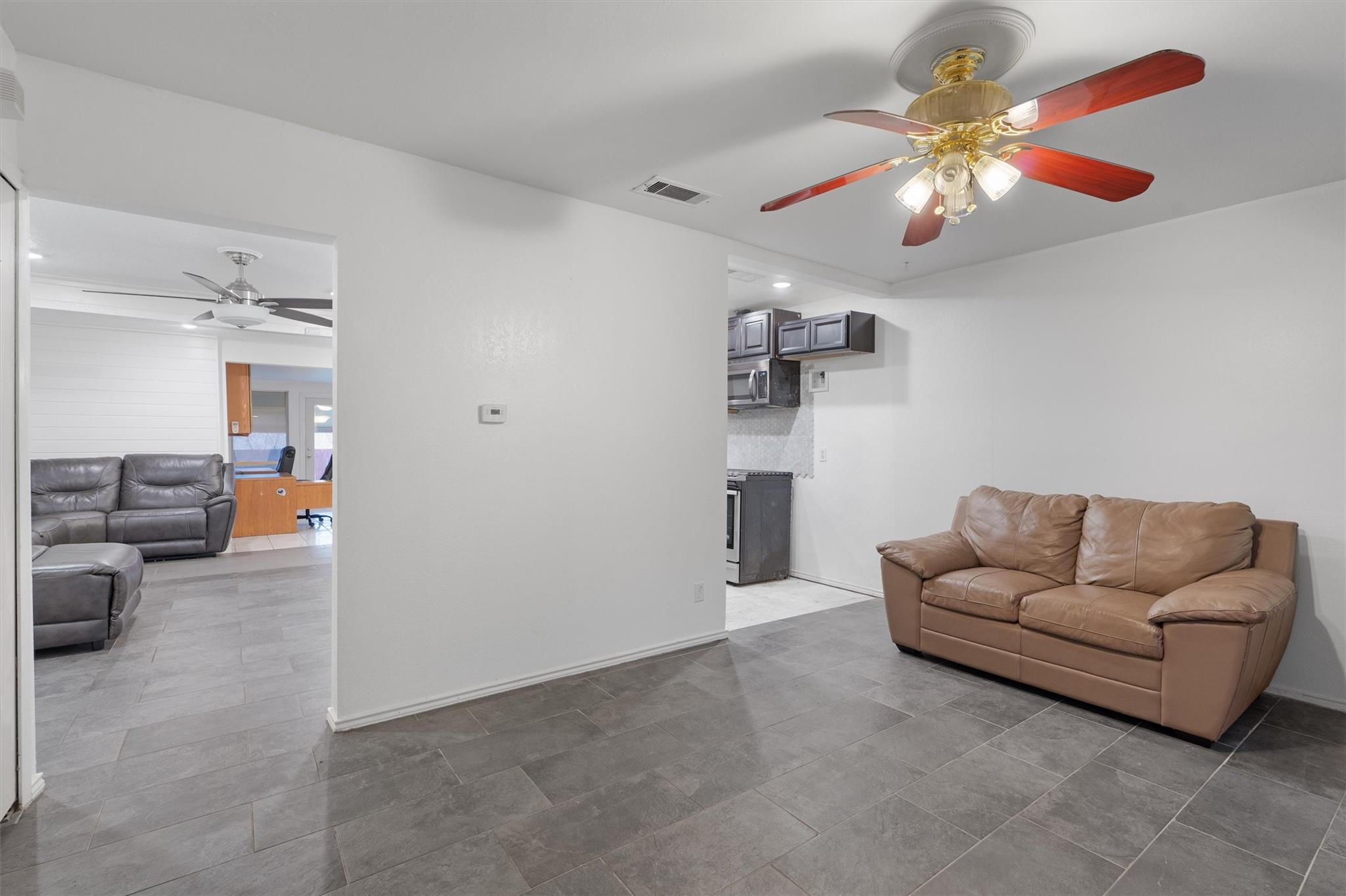5210 Gladstone Dr, Austin, TX 78723