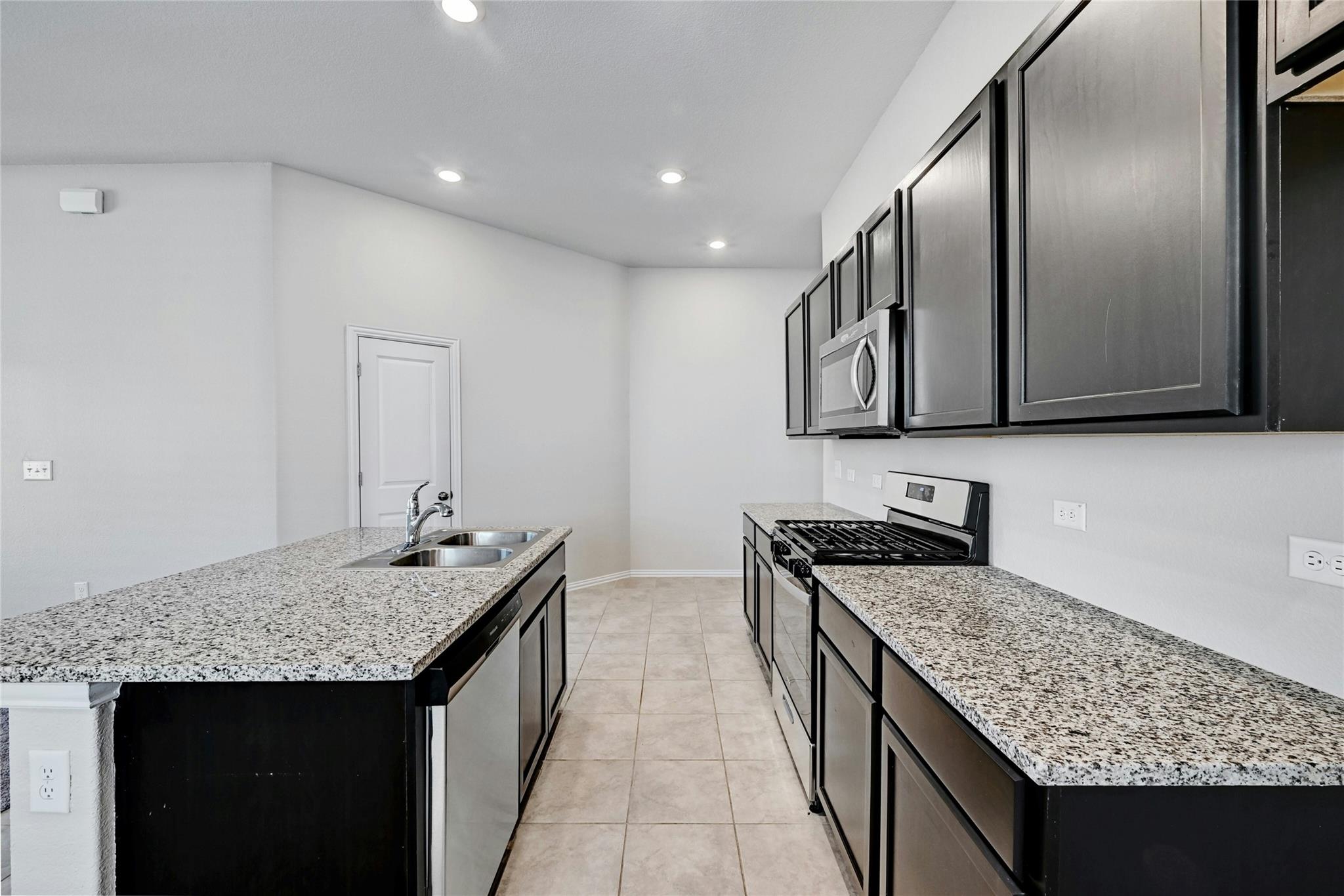 12725 BLOOMINGTON Dr # 129, Austin, TX 78748