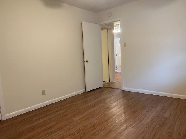 5001 Bull Creek Rd # 122, Austin, TX 78731