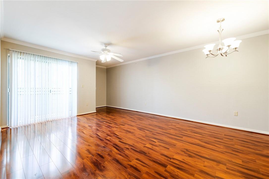 501 W 26 St # 216, Austin, TX 78705