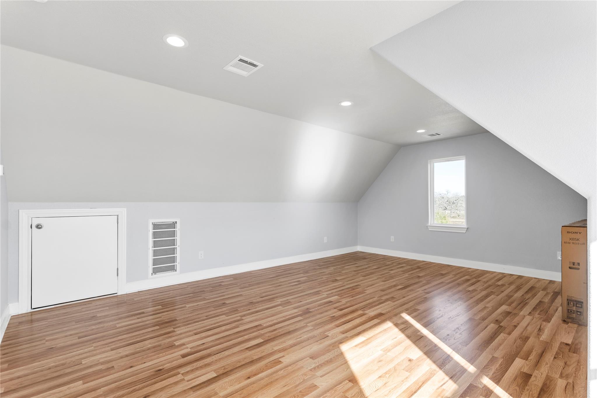 1430 Antioch Rd, Paige, TX 78659