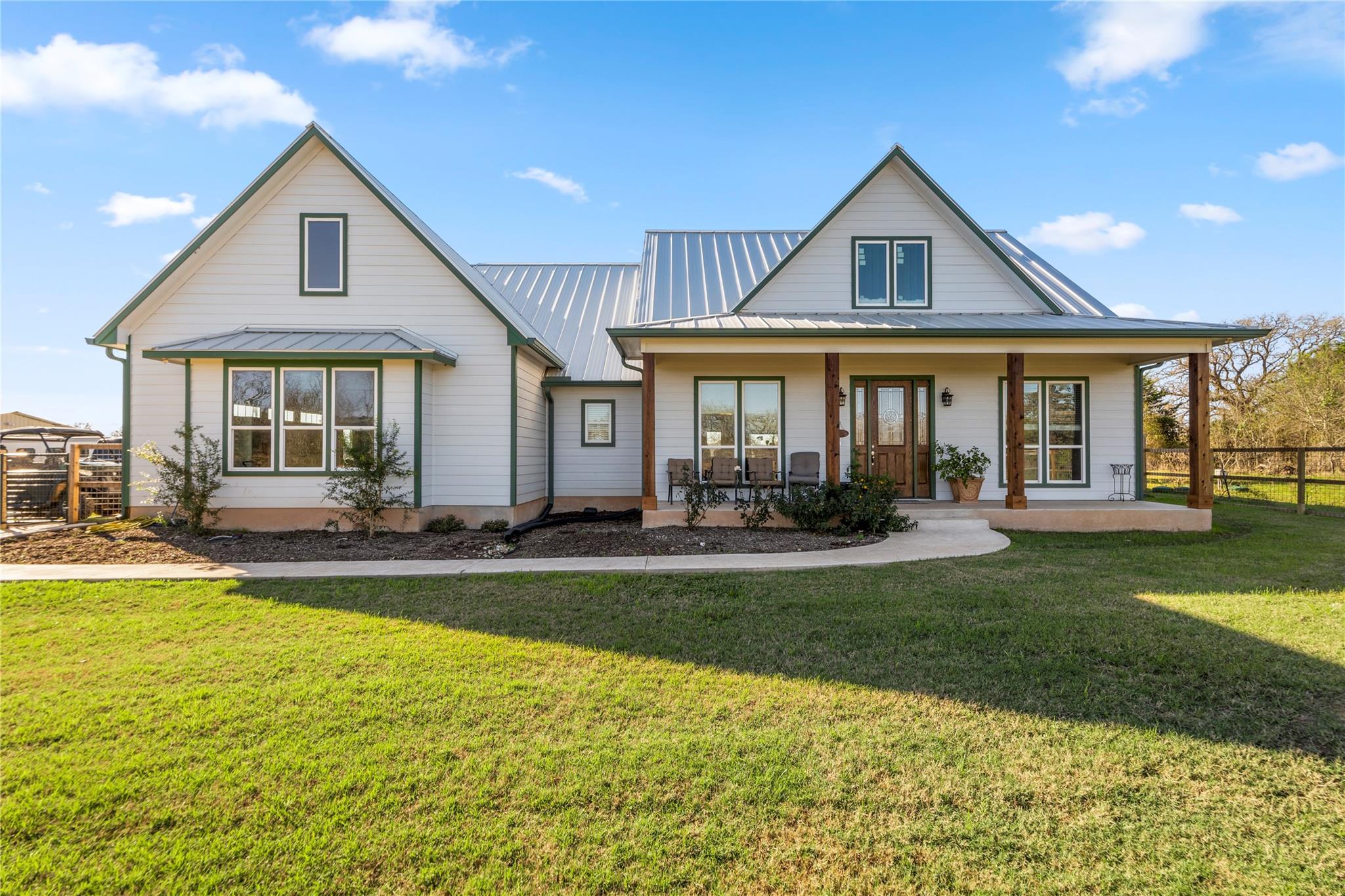 1430 Antioch Rd, Paige, TX 78659