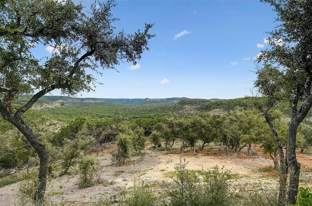 640 Ghost Dancer, Fischer, TX 78623