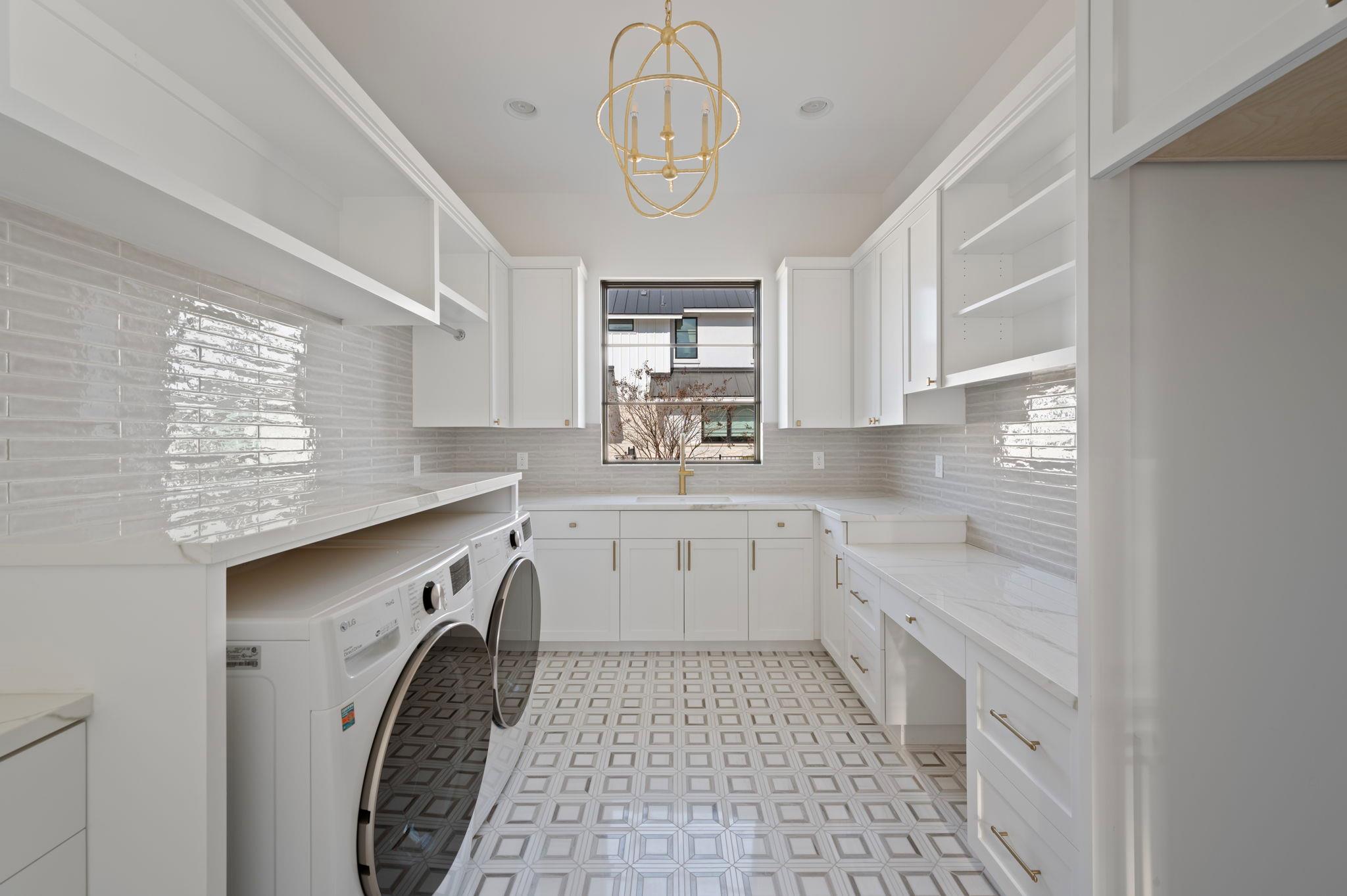 200 Birdstone Ln, Georgetown, TX 78628