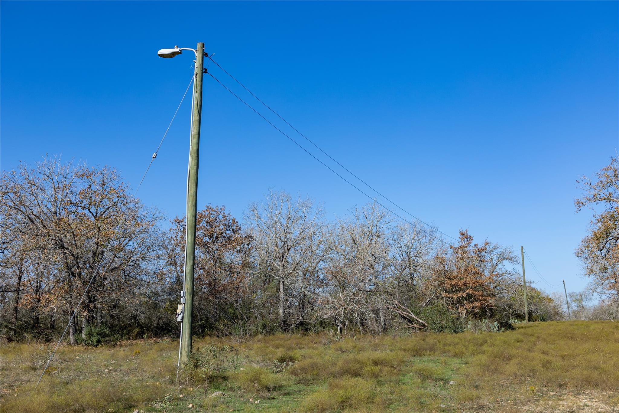399 Seals Creek Rd, Lockhart, TX 78644