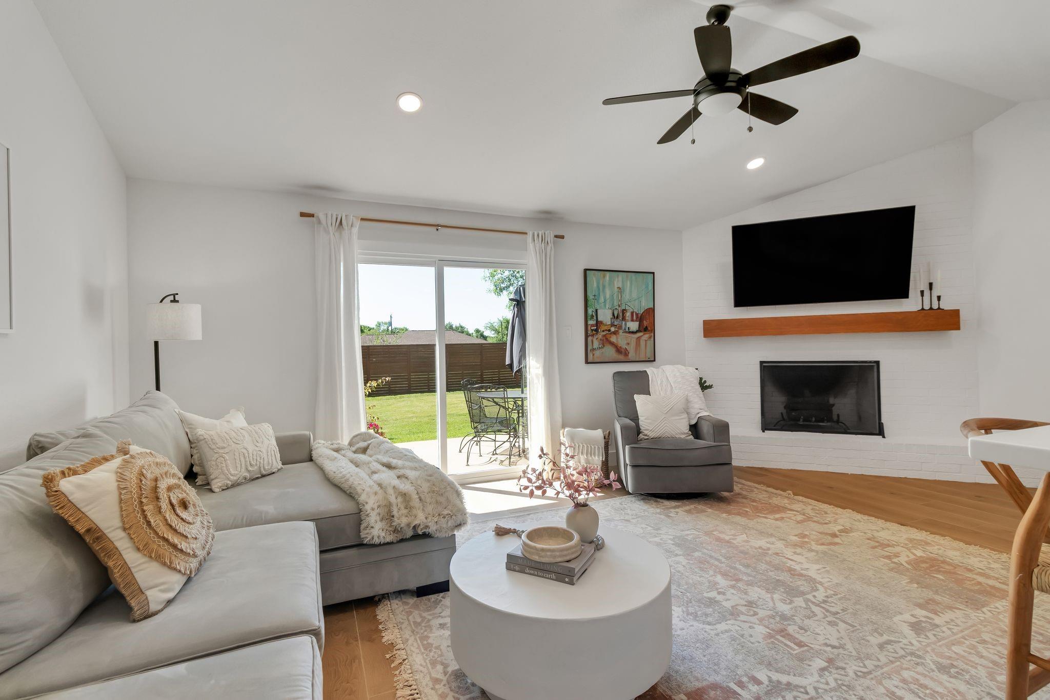 213 Clear Springs Rd, Georgetown, TX 78628