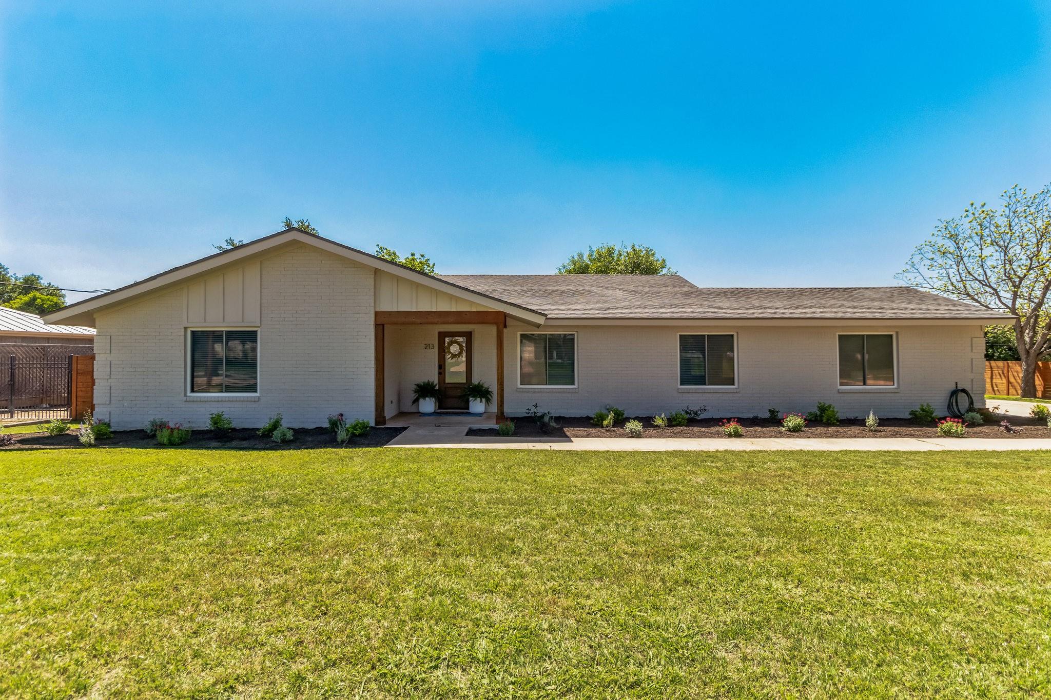 213 Clear Springs Rd, Georgetown, TX 78628