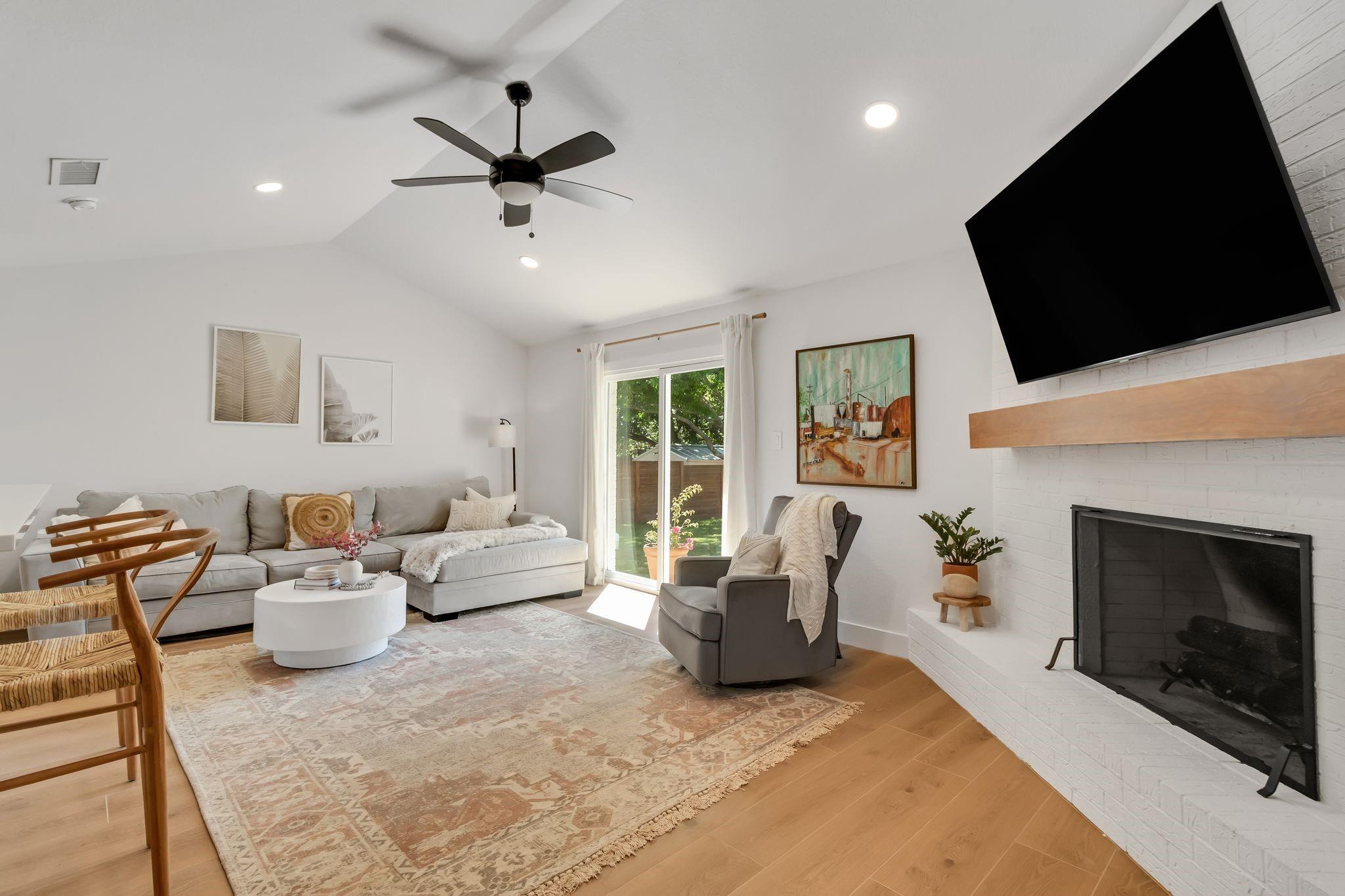 213 Clear Springs Rd, Georgetown, TX 78628