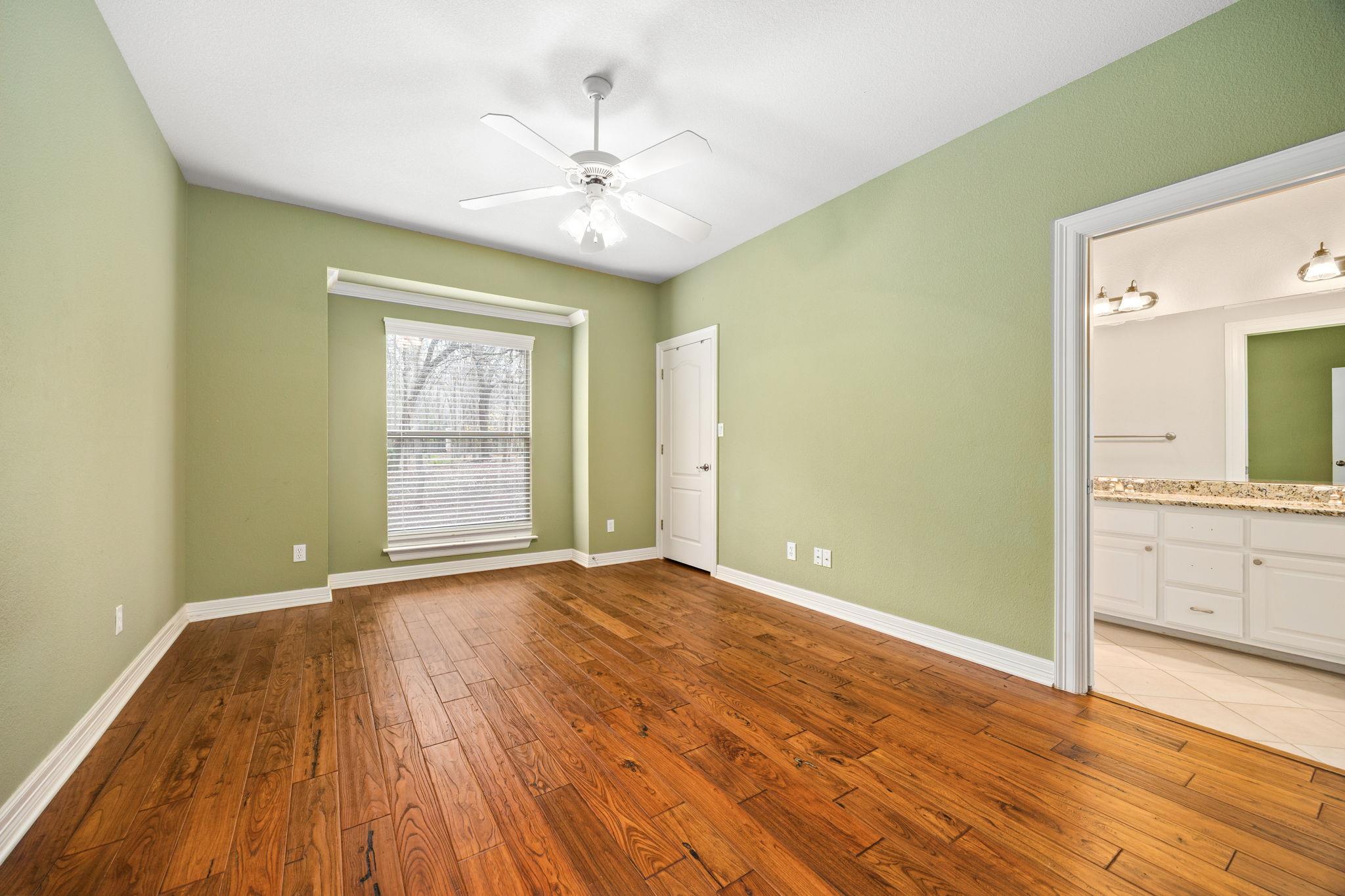 204 Woodland Park, Georgetown, TX 78633