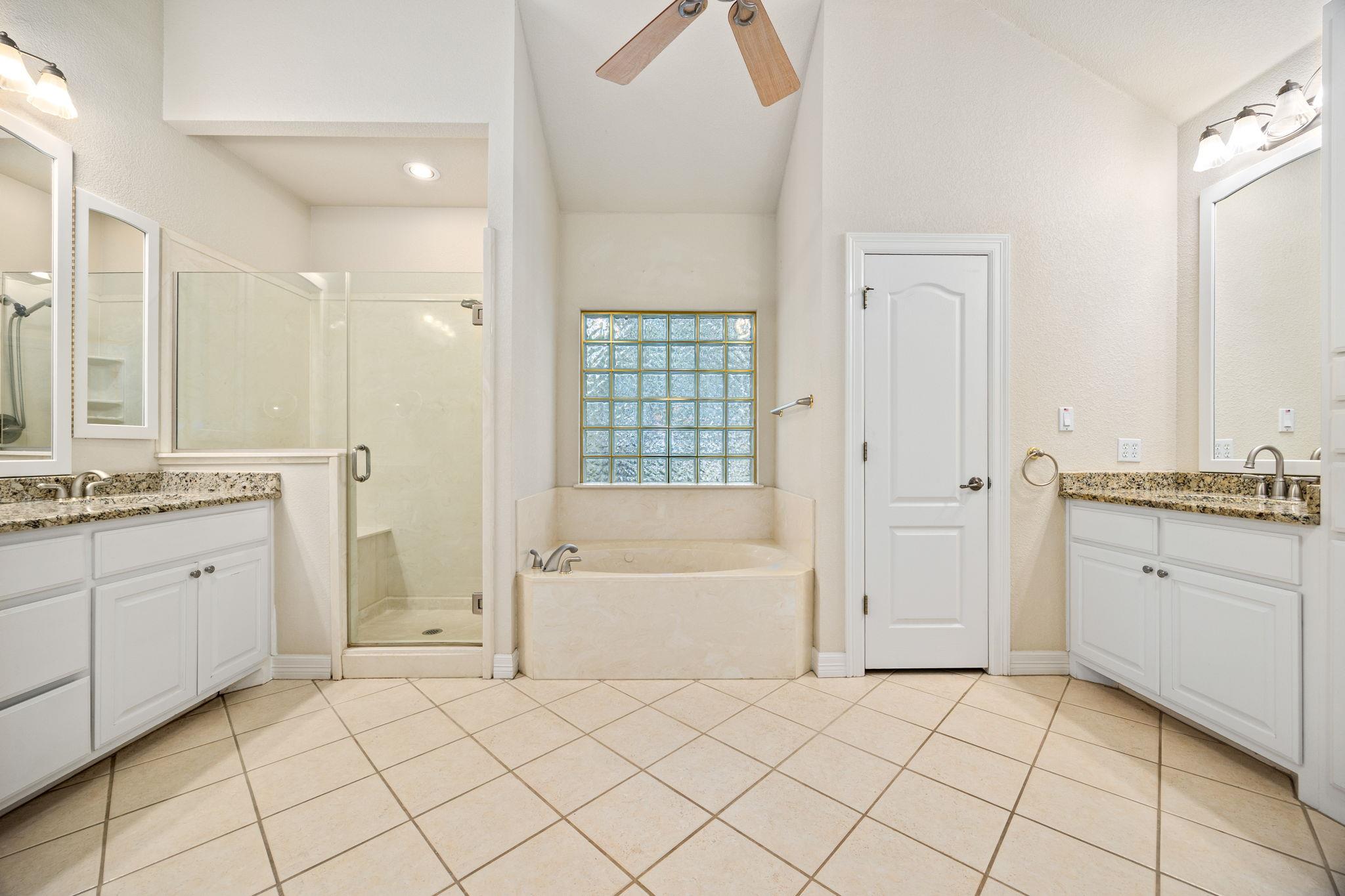 204 Woodland Park, Georgetown, TX 78633