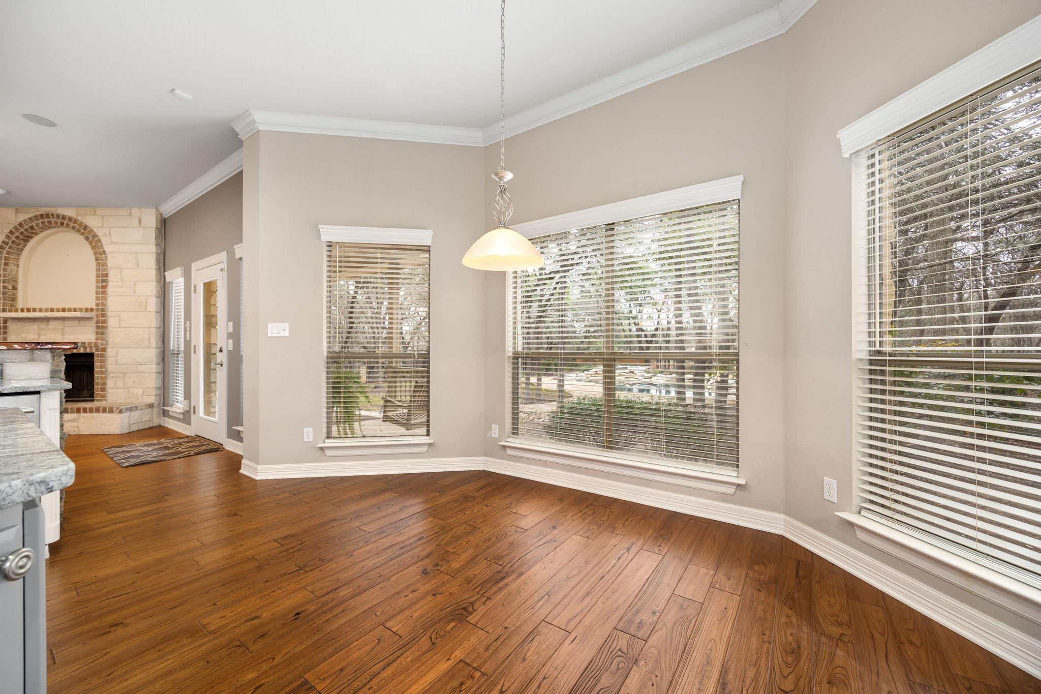 204 Woodland Park, Georgetown, TX 78633