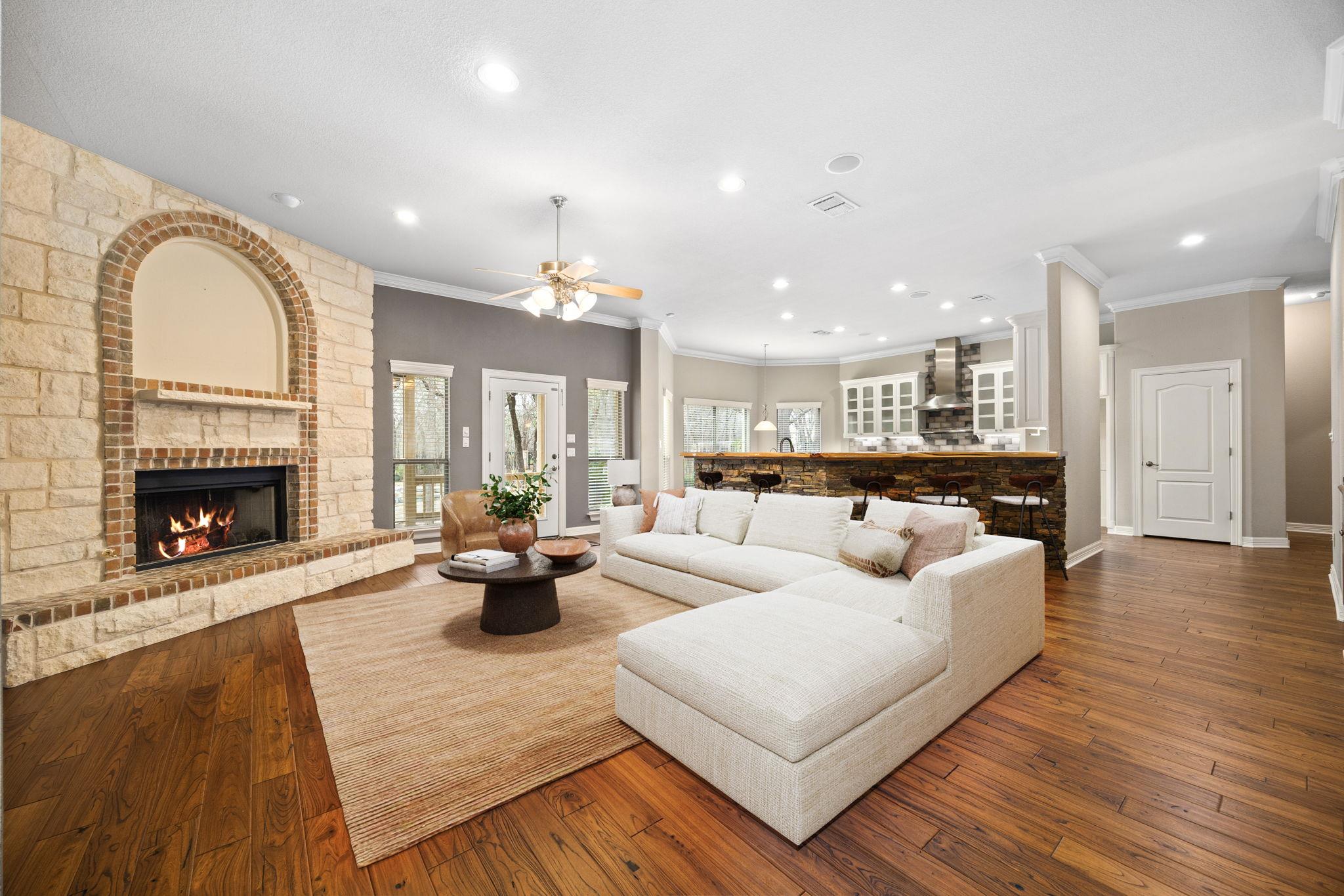 204 Woodland Park, Georgetown, TX 78633