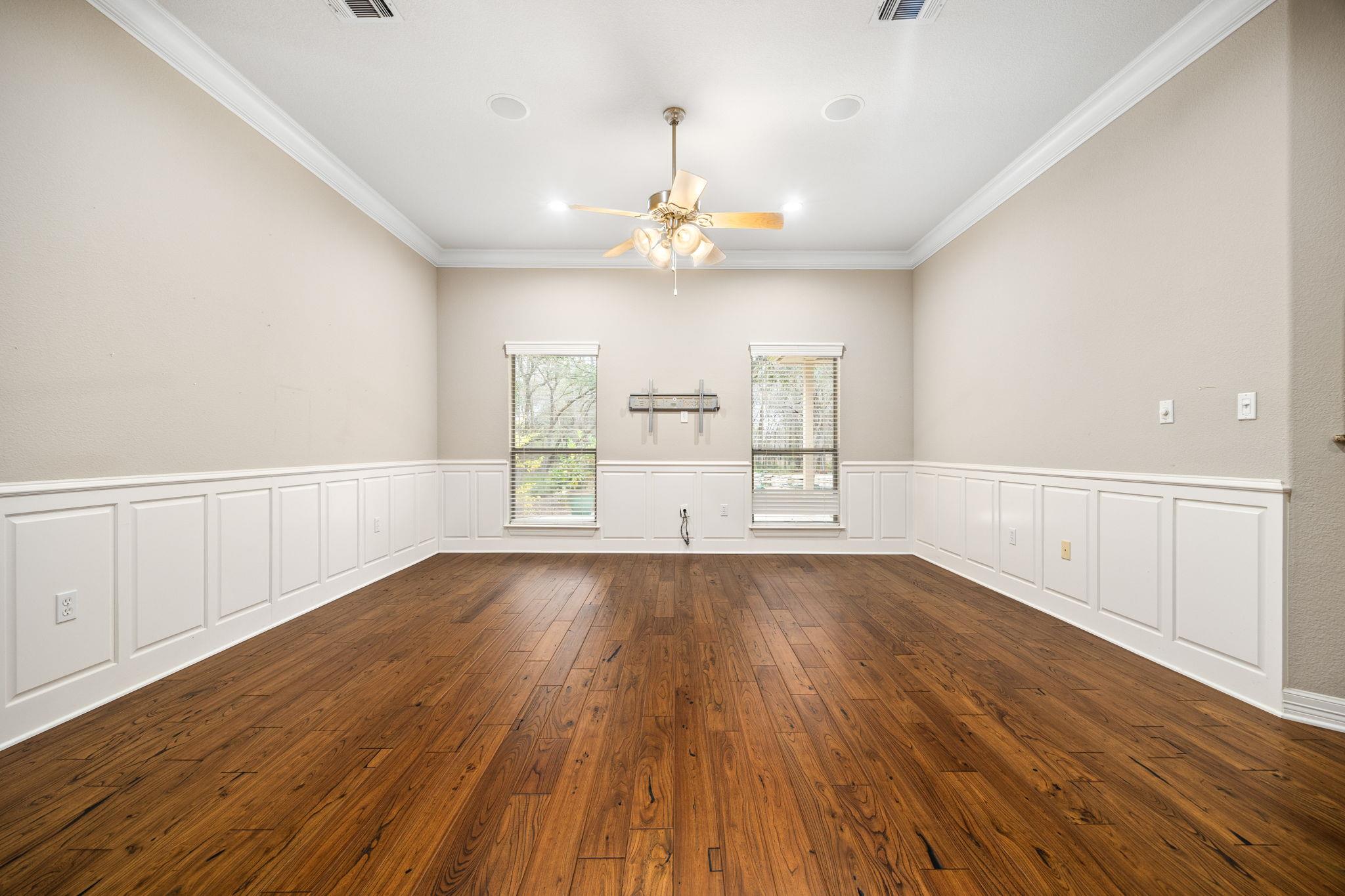 204 Woodland Park, Georgetown, TX 78633