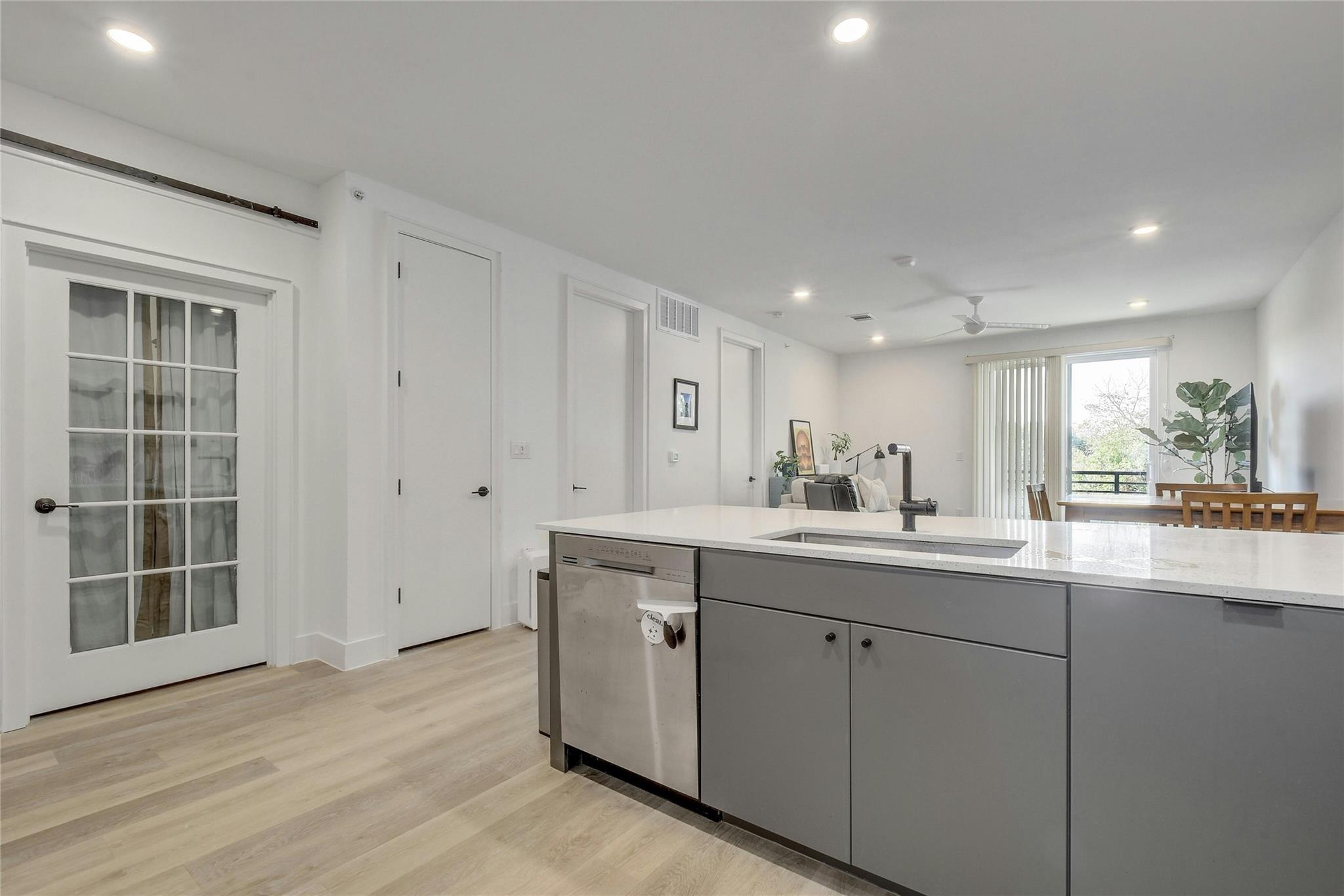 2709 E 5th St # 2305, Austin, TX 78702